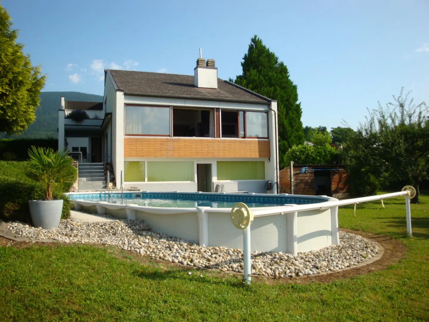 Villa - Photo 1 of 5