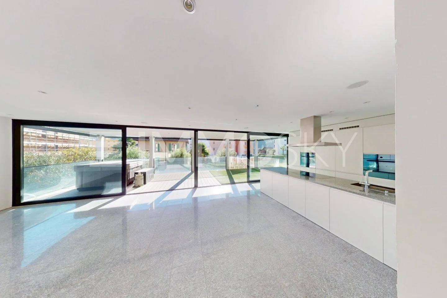 Eleganz, Komfort und avantgardistische Technologie im Herzen des Tessins - Foto 3 von 5