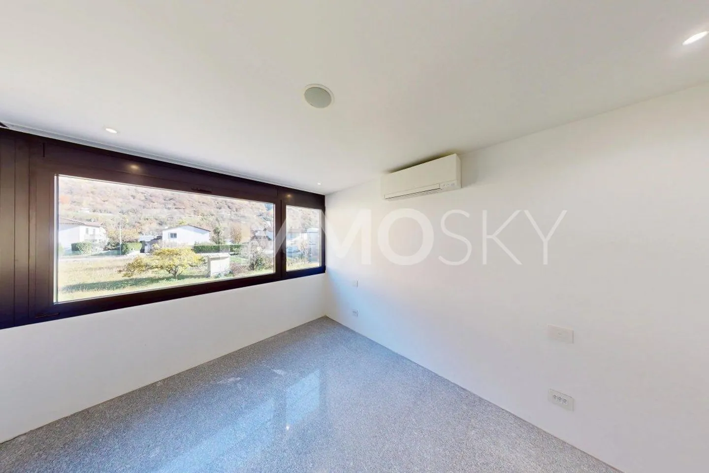 Eleganz, Komfort und avantgardistische Technologie im Herzen des Tessins - Foto 5 von 5