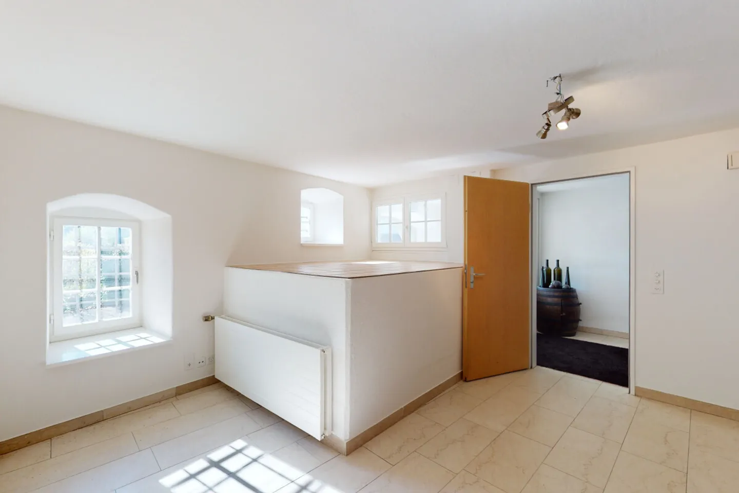 Un affascinante appartamento duplex ti aspetta - Foto 3 di 9