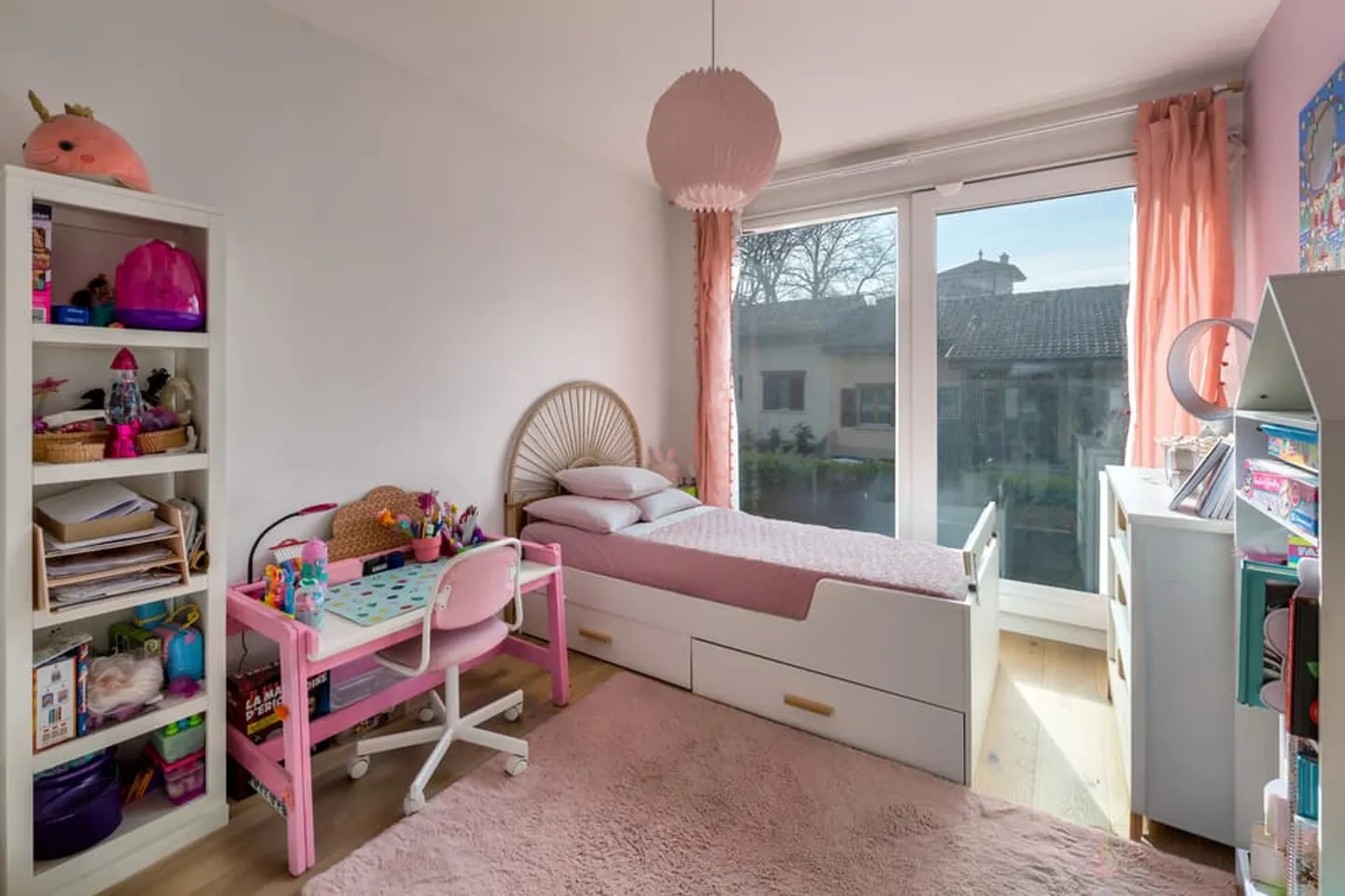 Villa contemporaine en pignon - Foto 10 von 11