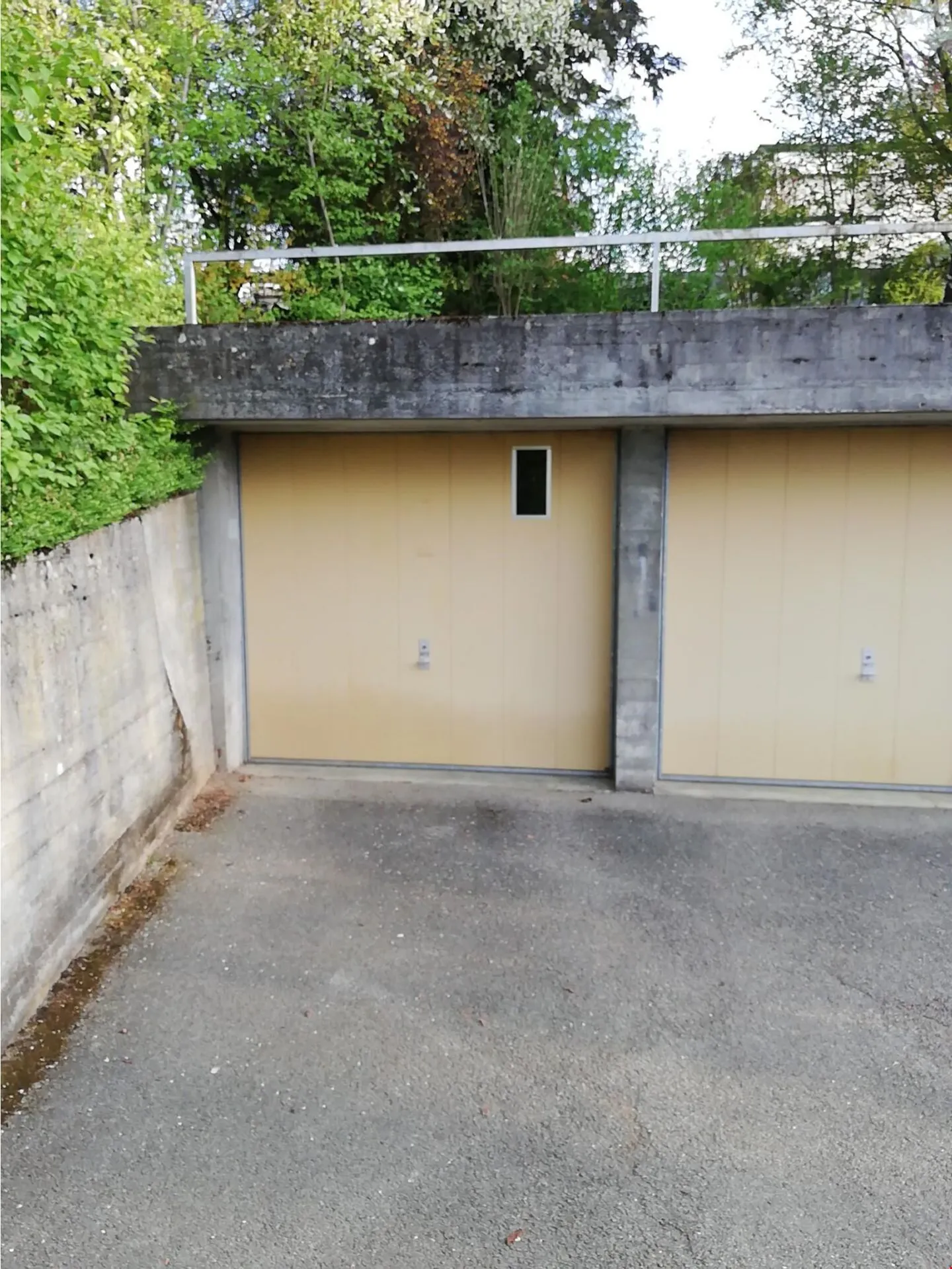 Geräumige Garage zu Vermieten - Foto 1 von 3