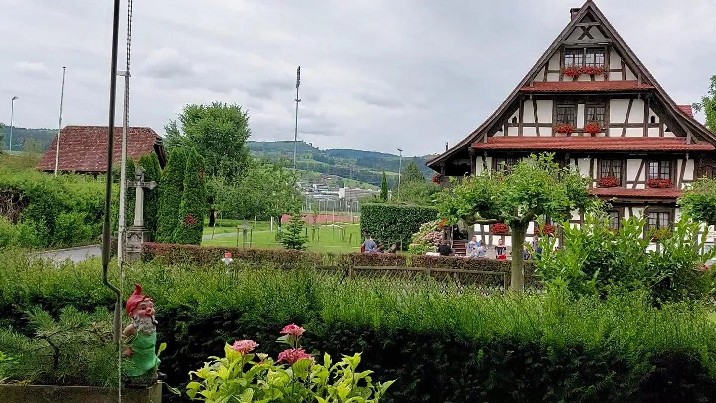 Appartamento attraente di 3,5 stanze - Necessita di ristrutturazione - Foto 5 di 5