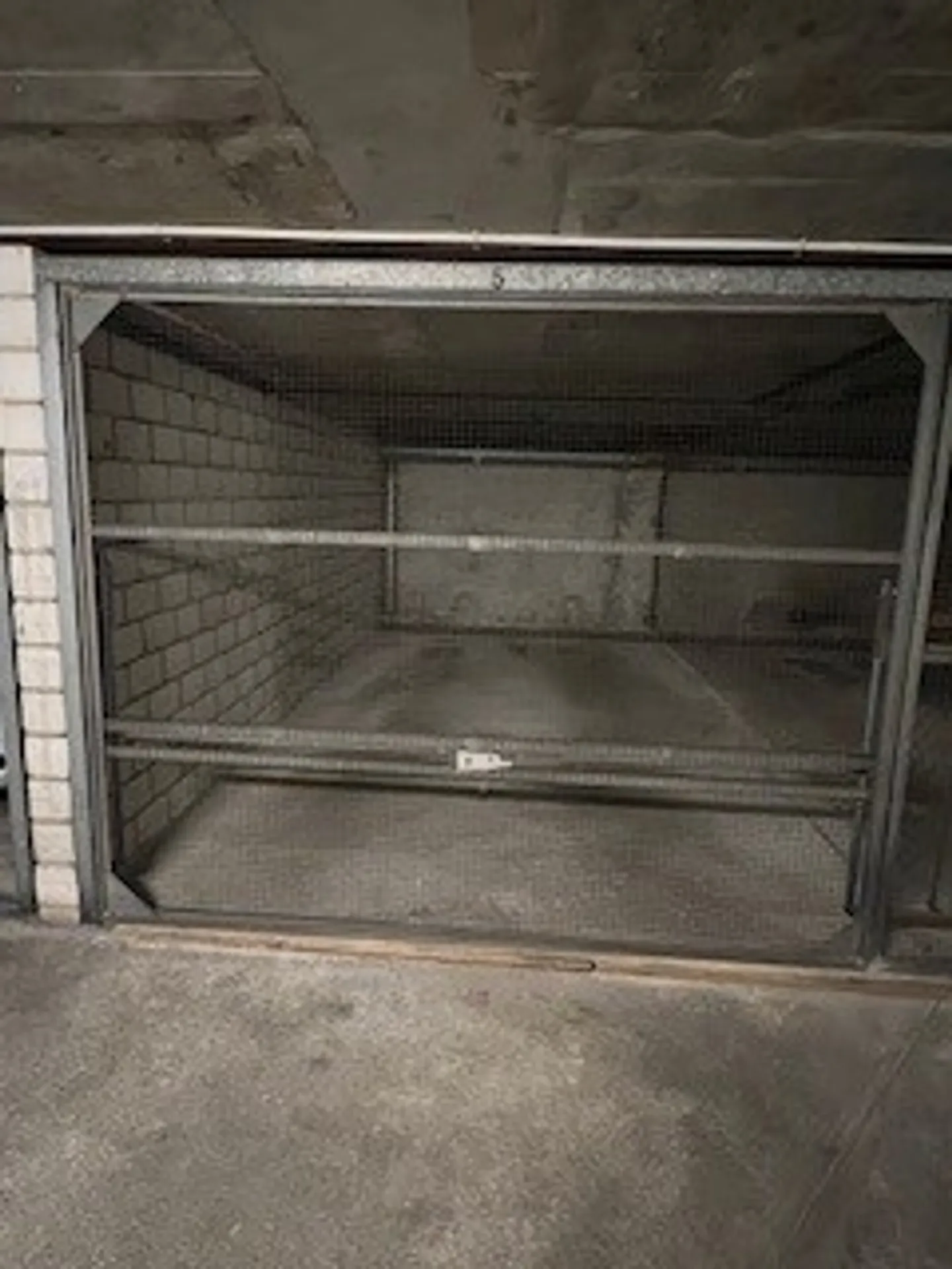 Posto auto sotterraneo in Eggstrasse 51A a Frenkendorf - Foto 1 di 1