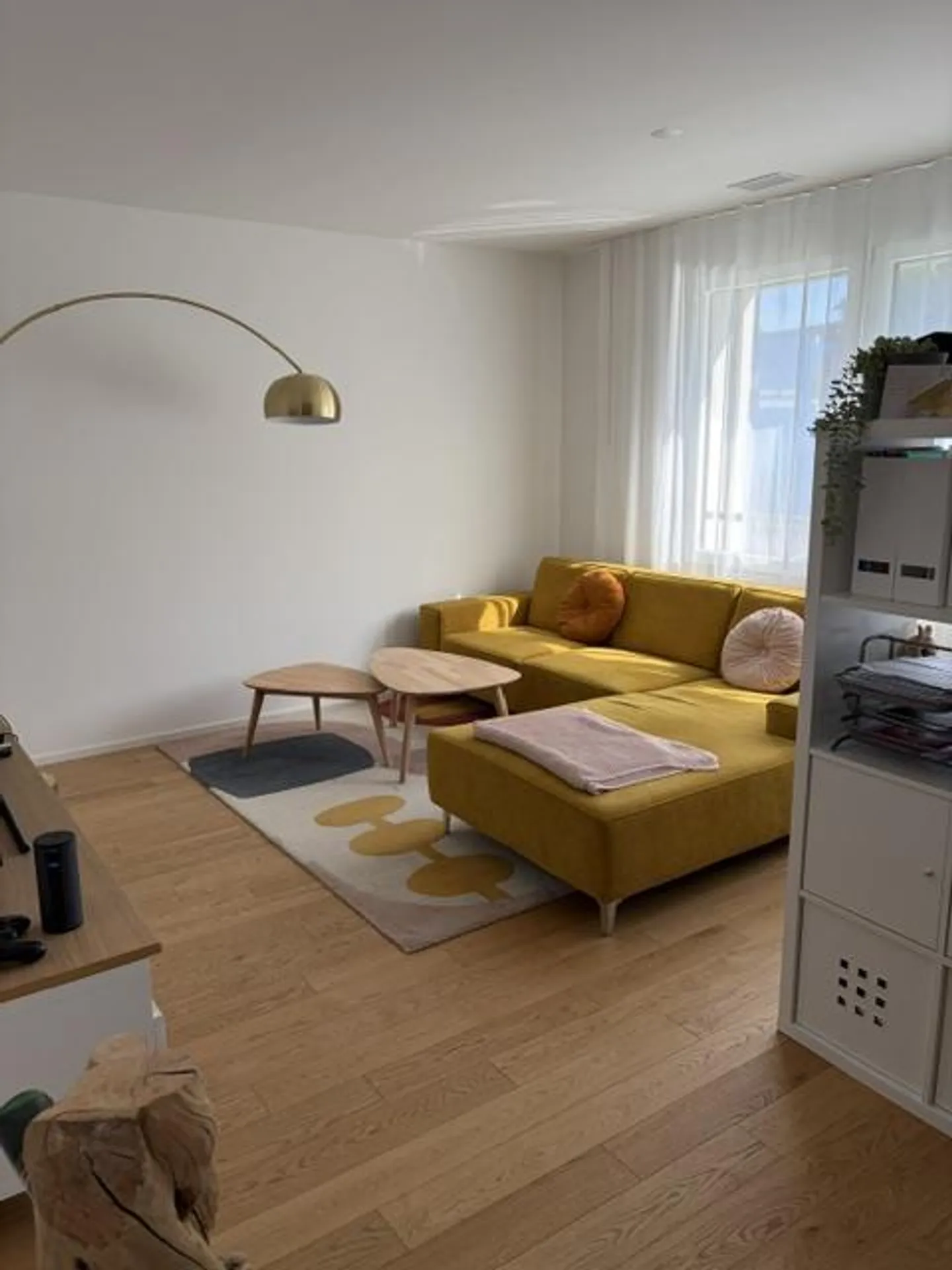 Modern 2.5-room apartment with loggia in Liestal - Photo 2 of 10