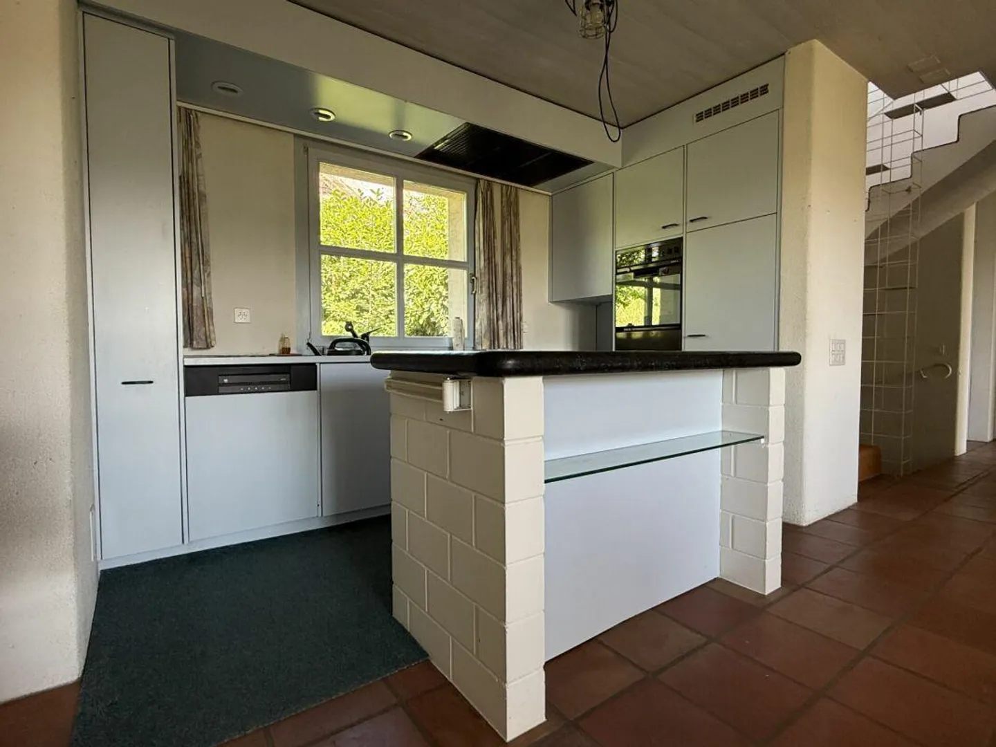 Detached single-family house on large plot - Photo 4 of 11
