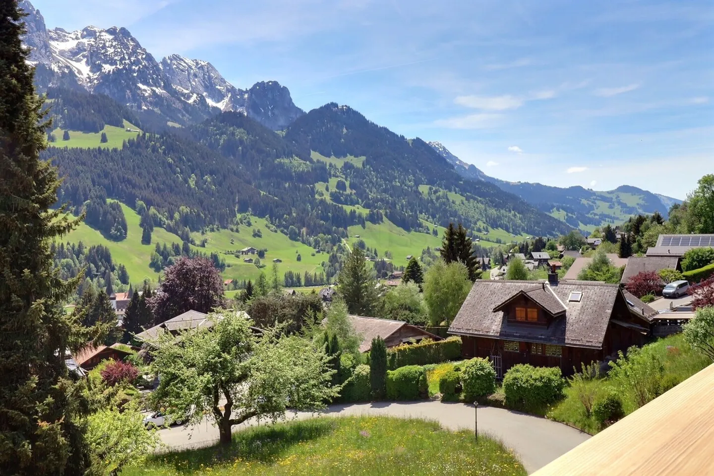 Appartement Charmant avec Vue Montagne - Photo 8 sur 8
