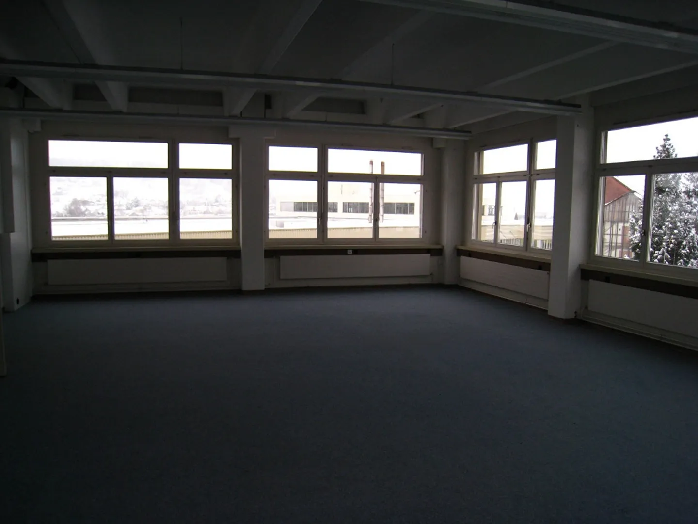 Office Space - Photo 6 of 7