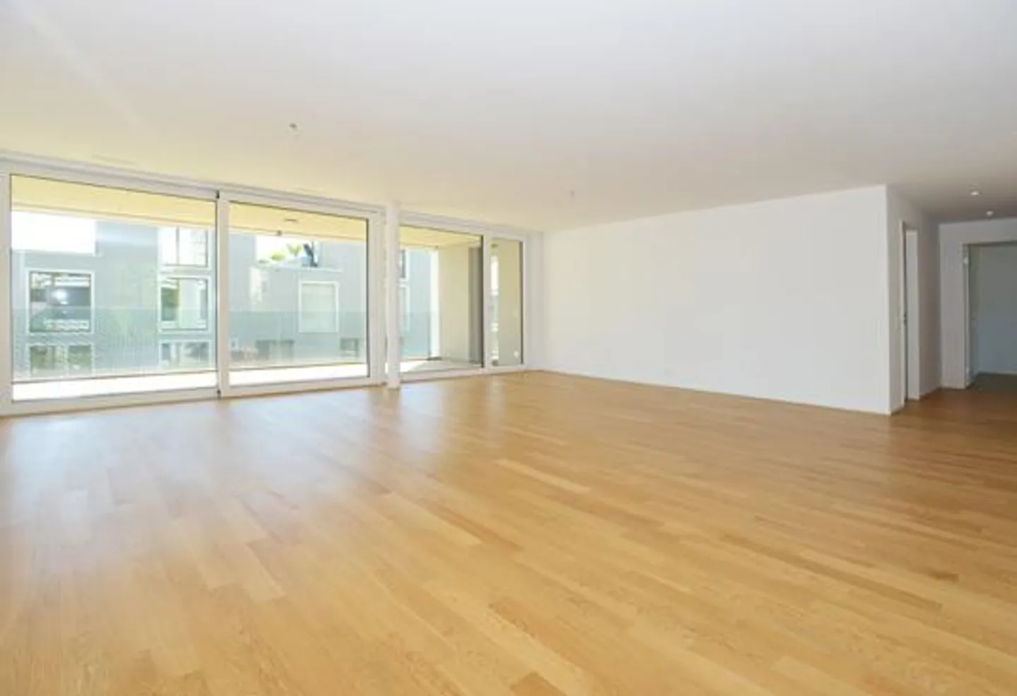 Appartamento moderno in affitto al lago! - Foto 2 di 7