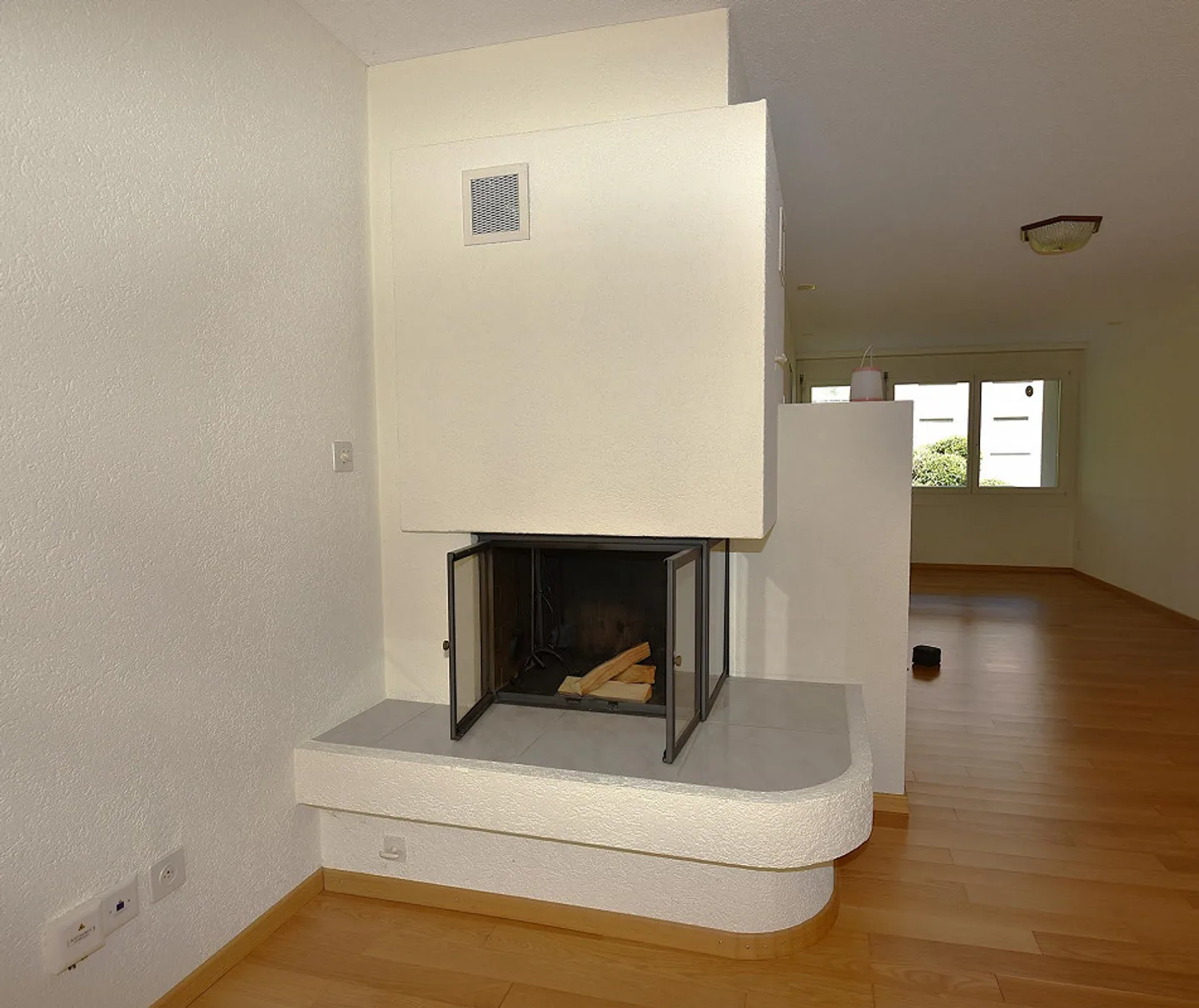 Familienfreundliche 4.5 Zimmer-Eigentumswohnung + Hobbyraum - Foto 3 von 6