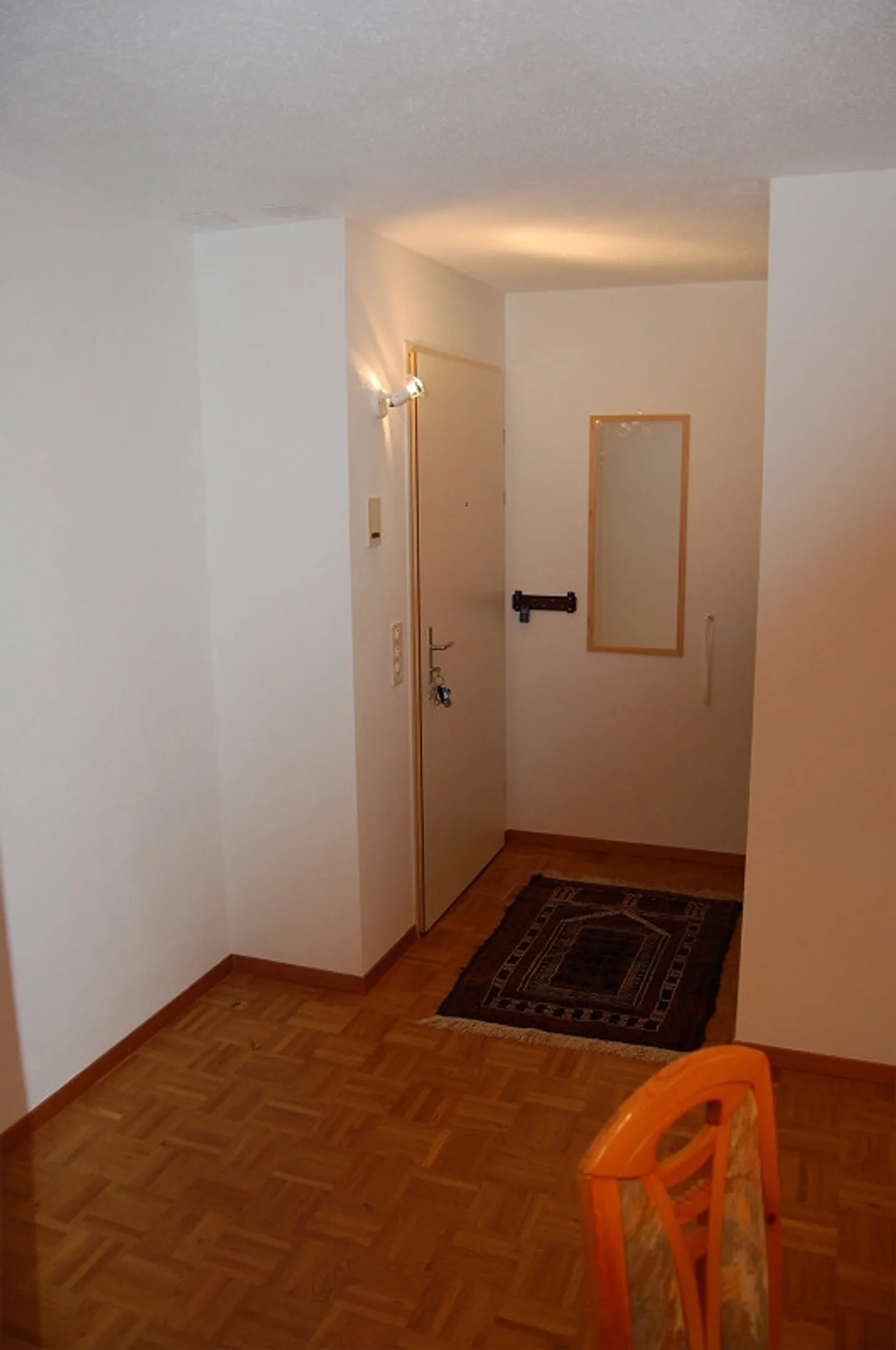 3.5 Room Luxury Location - Photo 7 of 15