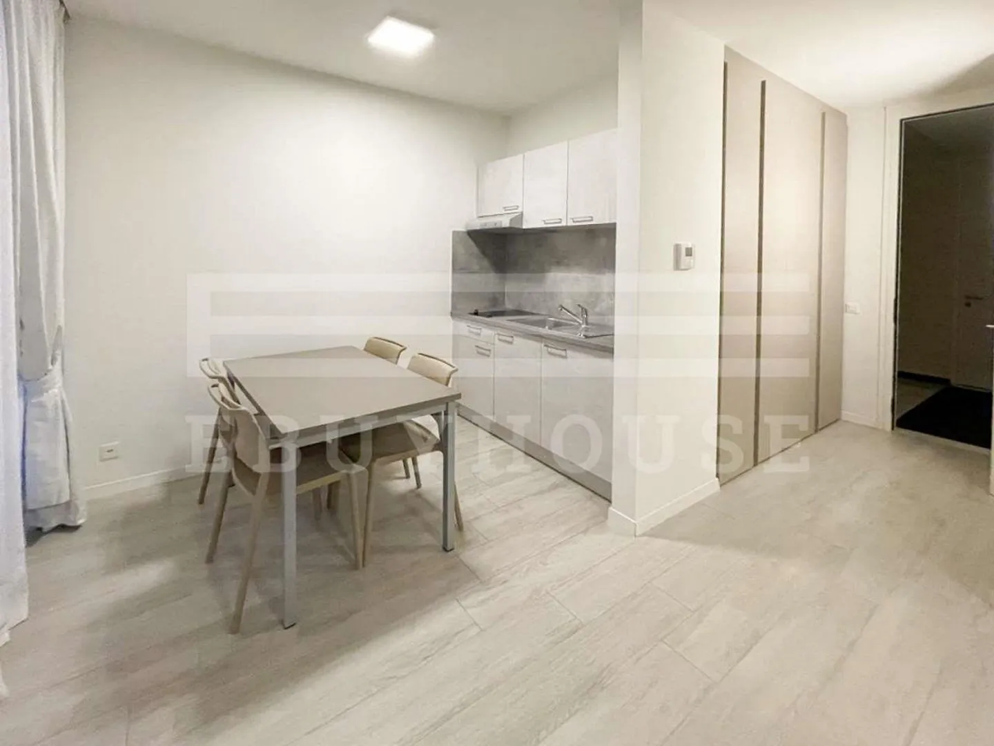 Bel appartement meublé - Photo 4 sur 8