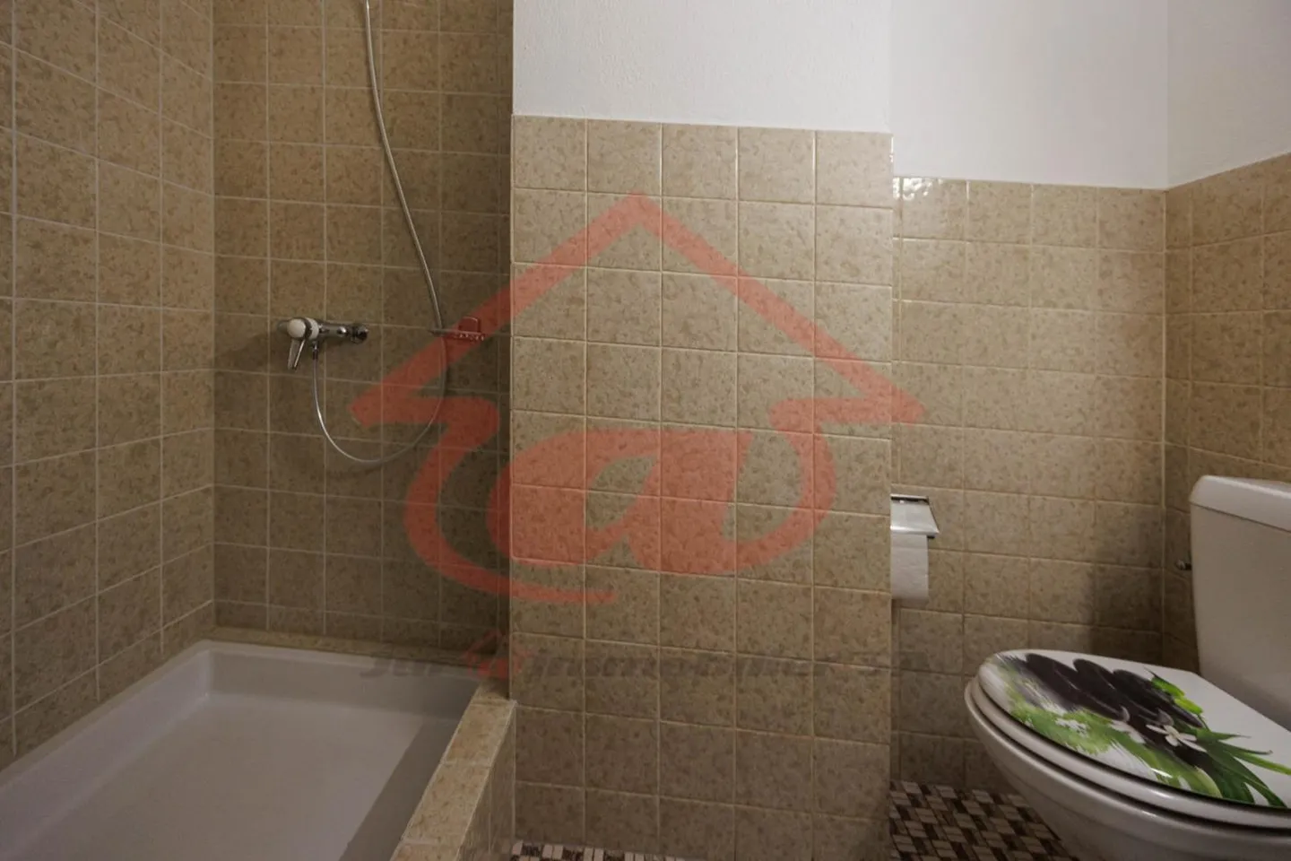 Bureau lumineux avec balcon - Photo 6 sur 16