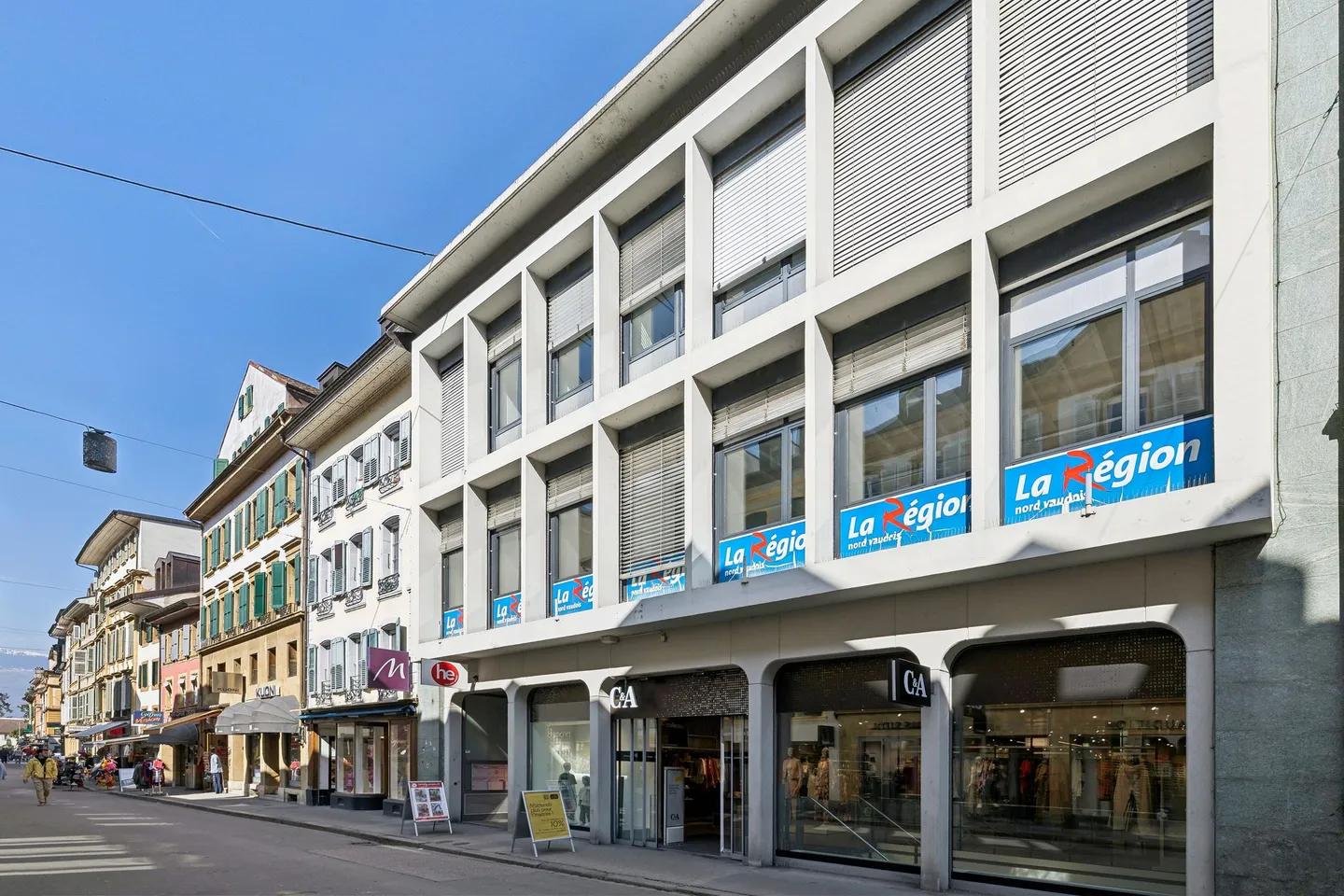 Idealer Standort im Fußgängerzentrum der Stadt - Foto 1 von 12