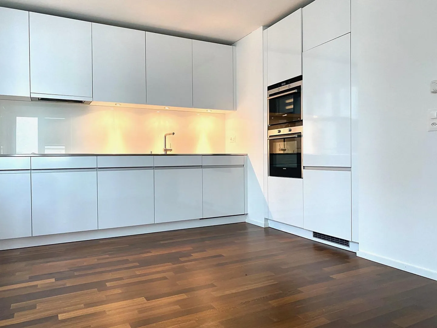 3.5 Room Apartment in Dietikon - Photo 2 of 9
