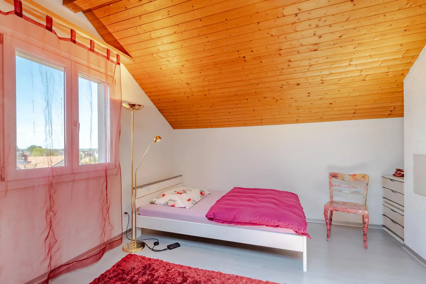 Vivere comodamente con camino e vista sul verde - Foto 17 di 20