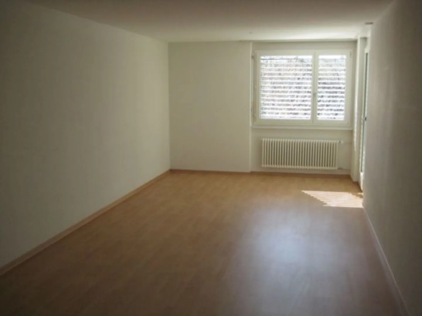 In un tranquillo quartiere residenziale - Foto 4 di 4