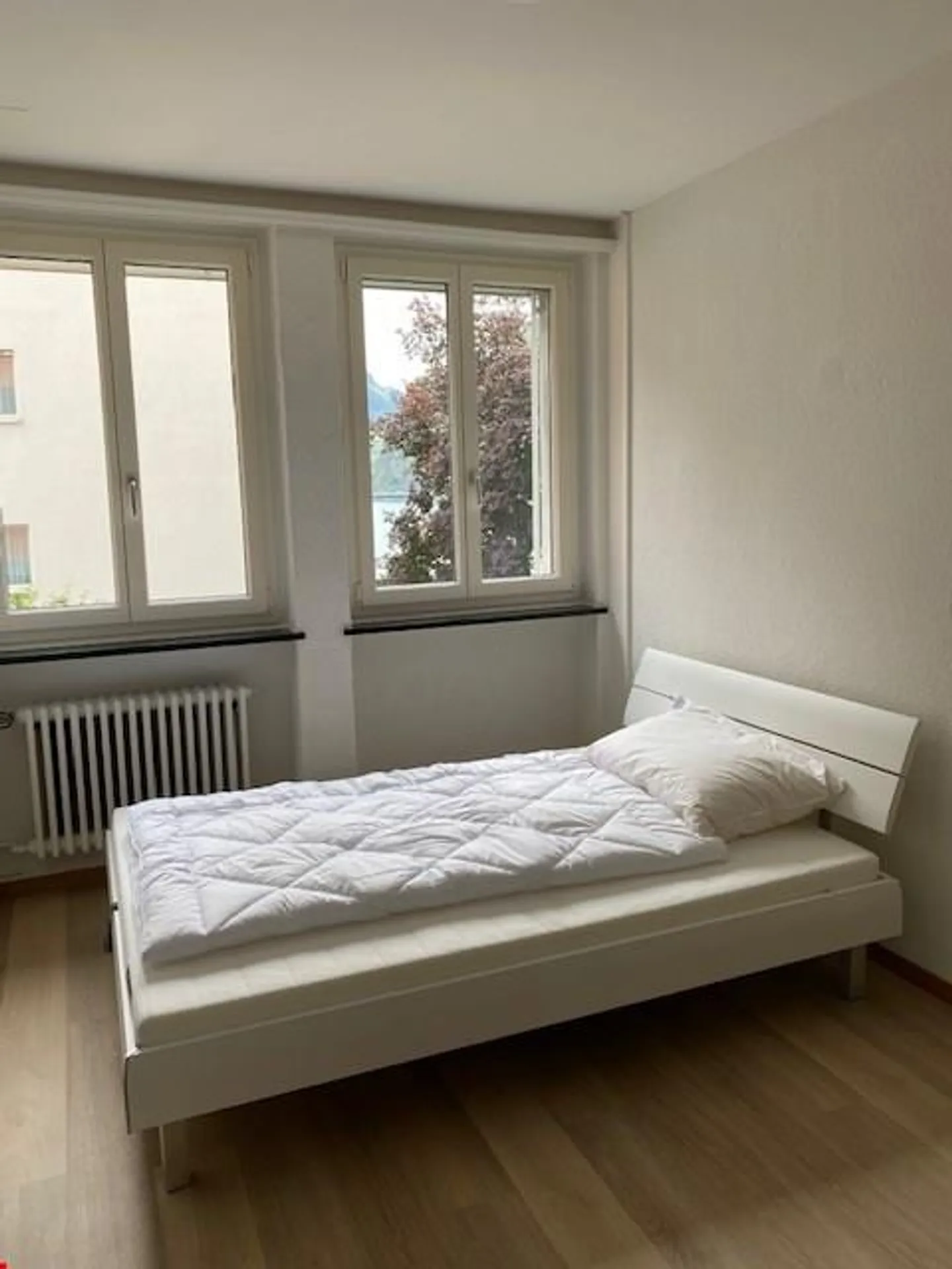 Studio moderne meublé à louer à Hergiswil - Photo 2 sur 7