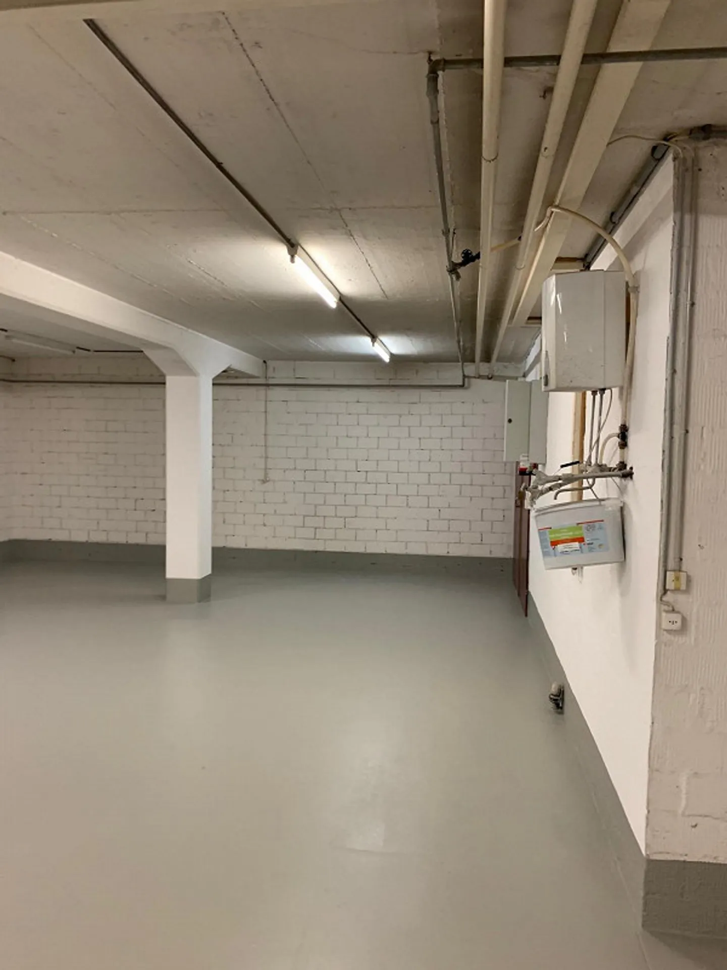 Officina / Magazzino - Foto 3 di 5