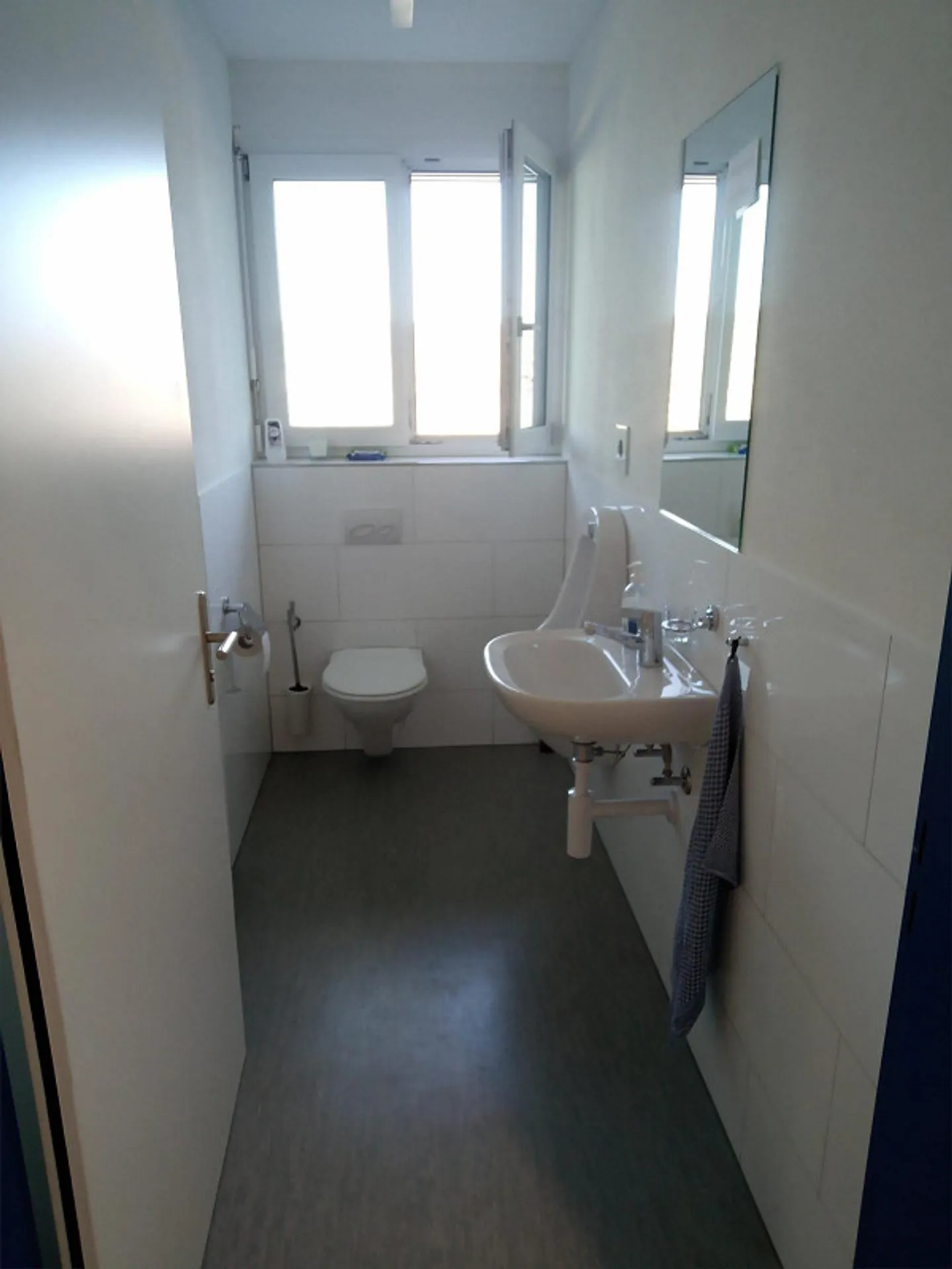 Office spaces for commercial and private purposes - Photo 9 of 11