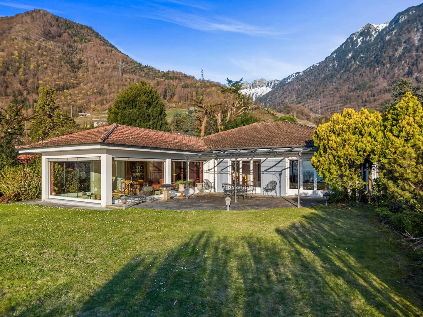 Élégante propriété face au lac - Foto 1 von 19