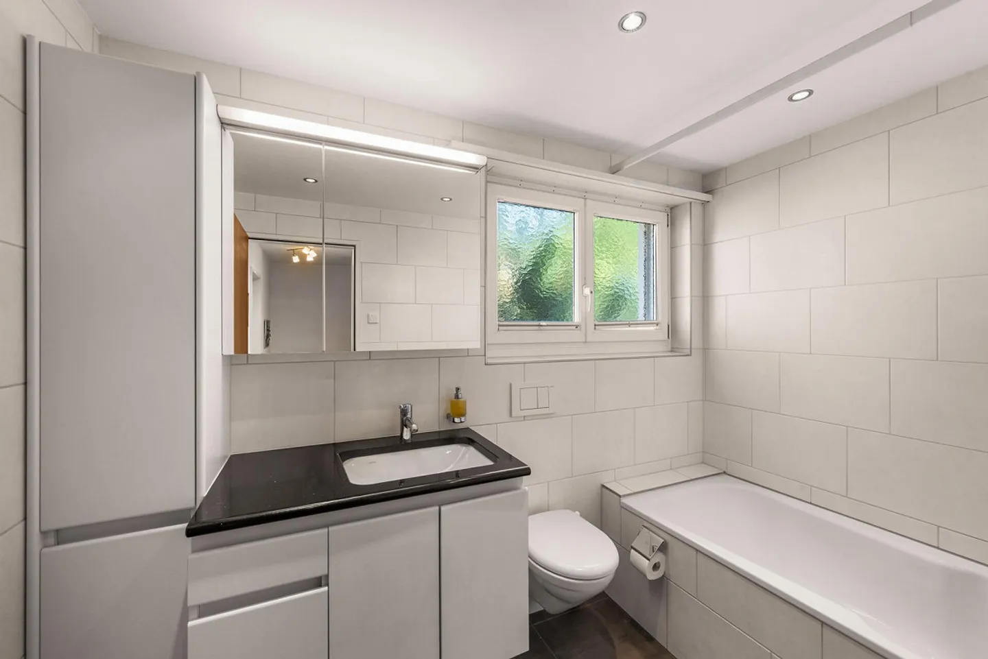 A Home to Arrive – Well-Maintained End Row House in Family-Friendly Area - Photo 7 of 14