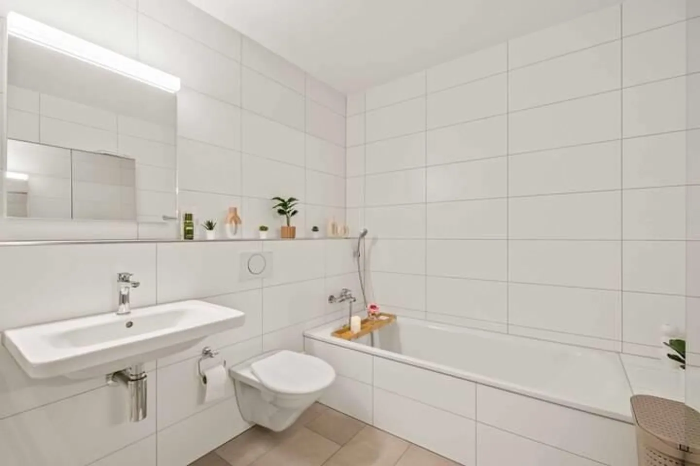 VIVRE MODERNE DANS LE MONDE ALPIN URNER - Photo 6 sur 9