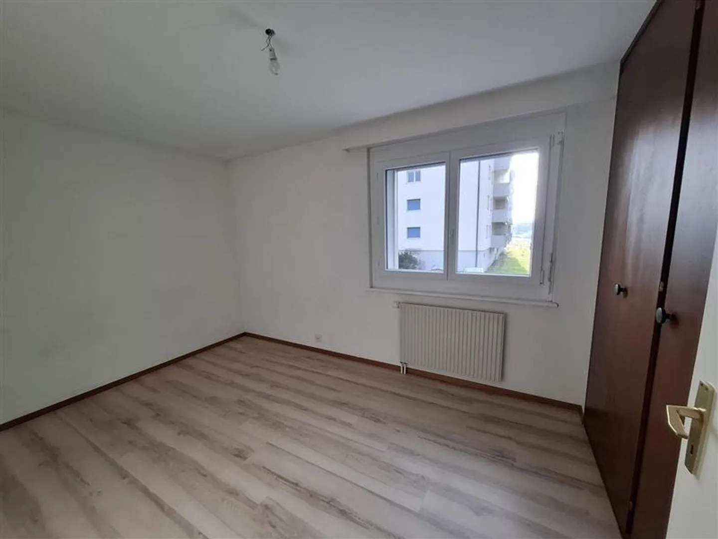 07457 - Appartement 4.5 pièces - Rte de la Lanche 26-28 - Bouveret - Photo 2 sur 10