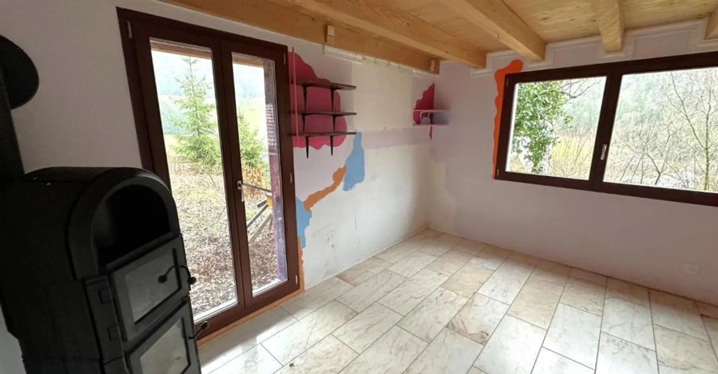 Charming Detached House - Photo 5 of 10
