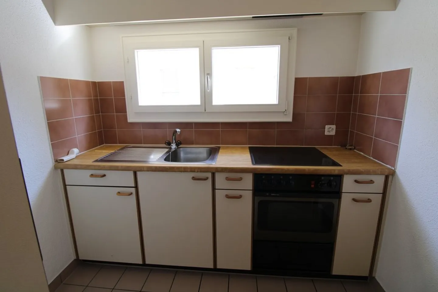 Appartement au rez-de-chaussée avec coin salon (orienté au sud) - Photo 5 sur 9