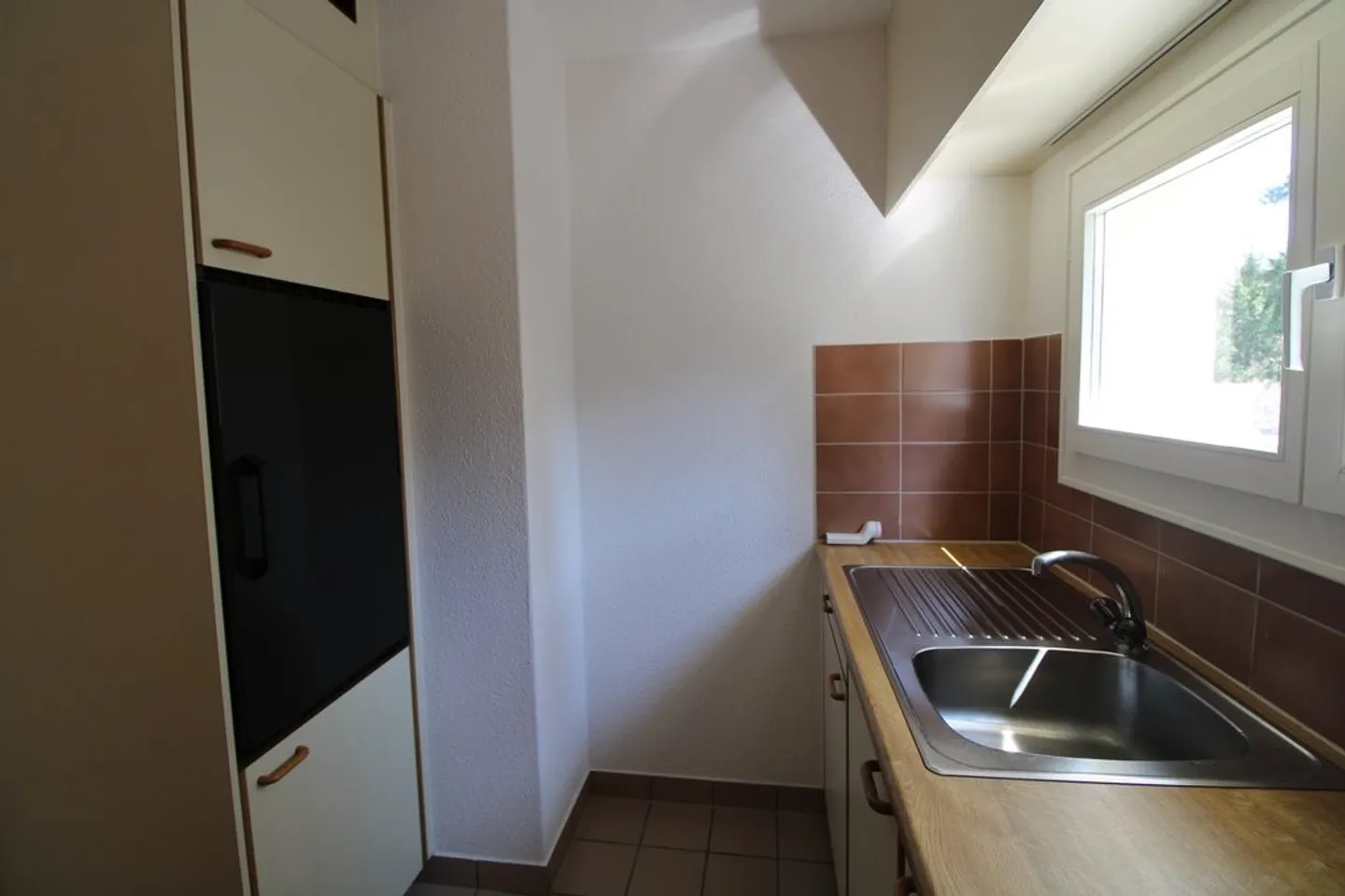 Appartement au rez-de-chaussée avec coin salon (orienté au sud) - Photo 6 sur 9