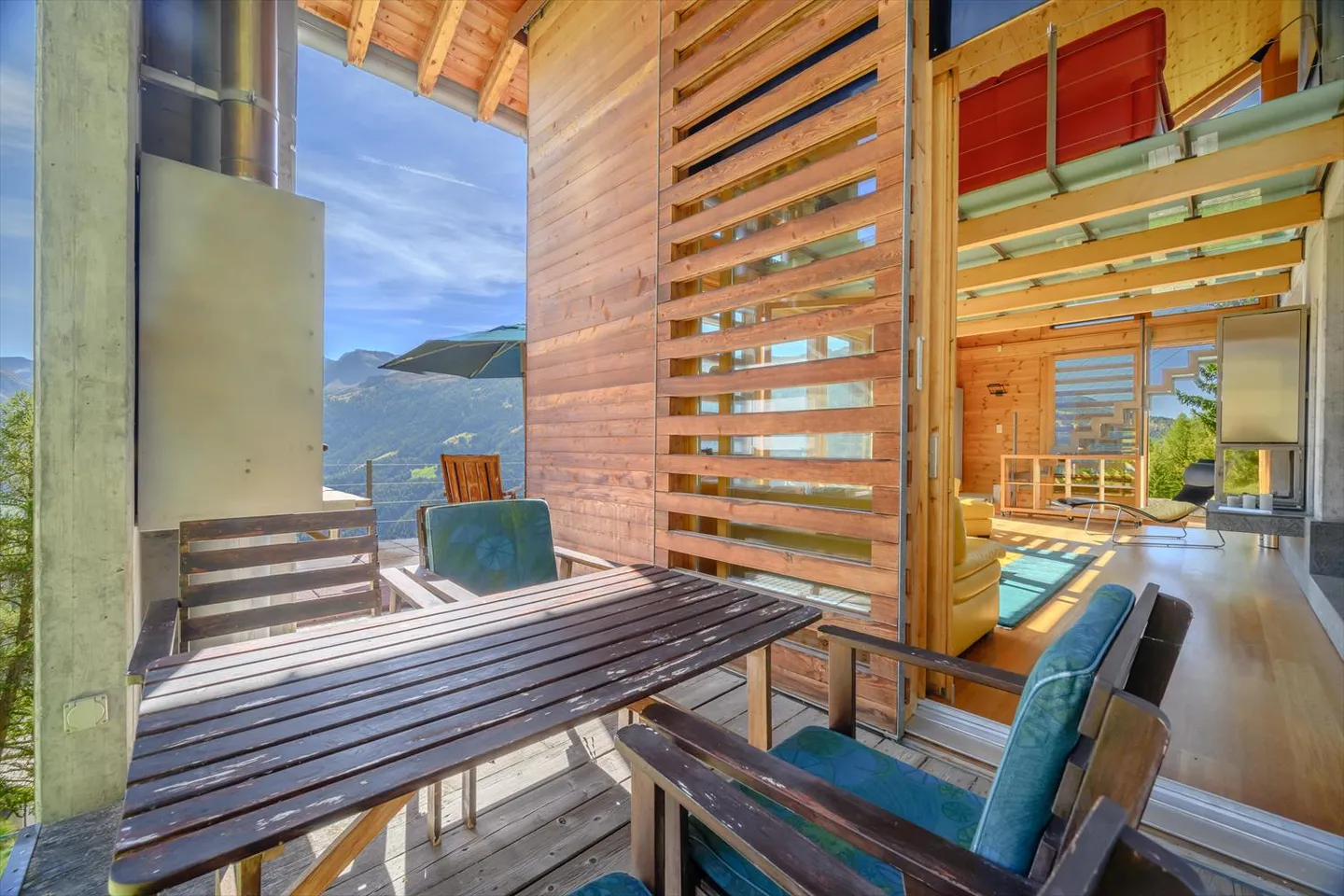 Chalet di architetto in stile contemporaneo, concetto originale, tutto in trasparenza - Foto 8 di 24