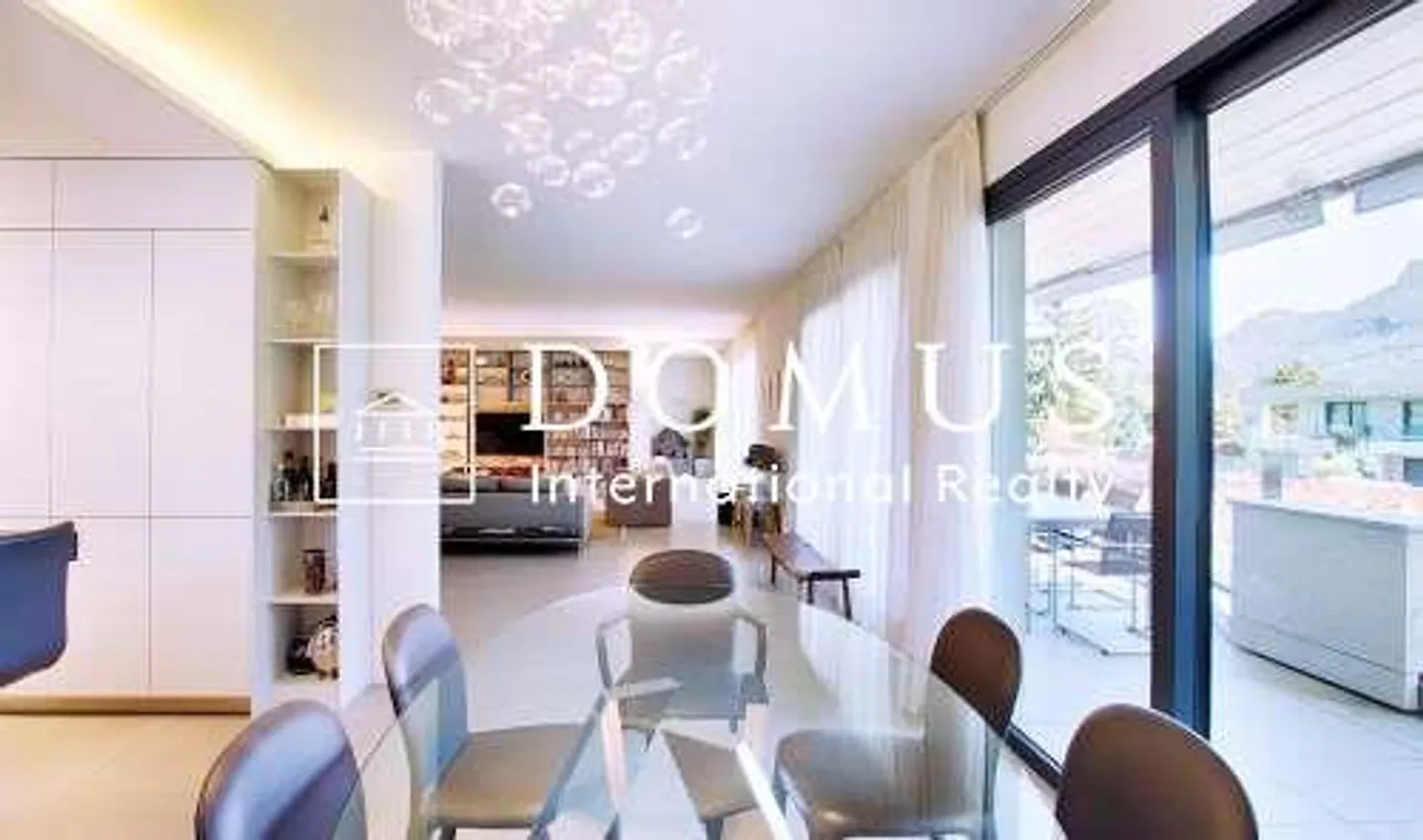 Elegant 4.5 Apartment in Collina d'Oro - Photo 3 of 13