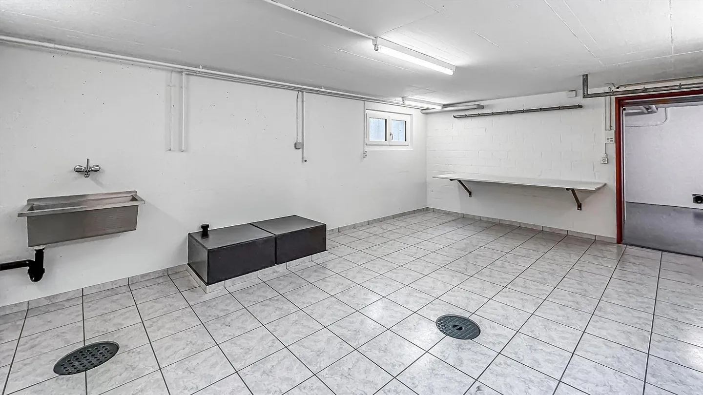 Espace attrayant pour atelier / start-ups - Photo 3 sur 4