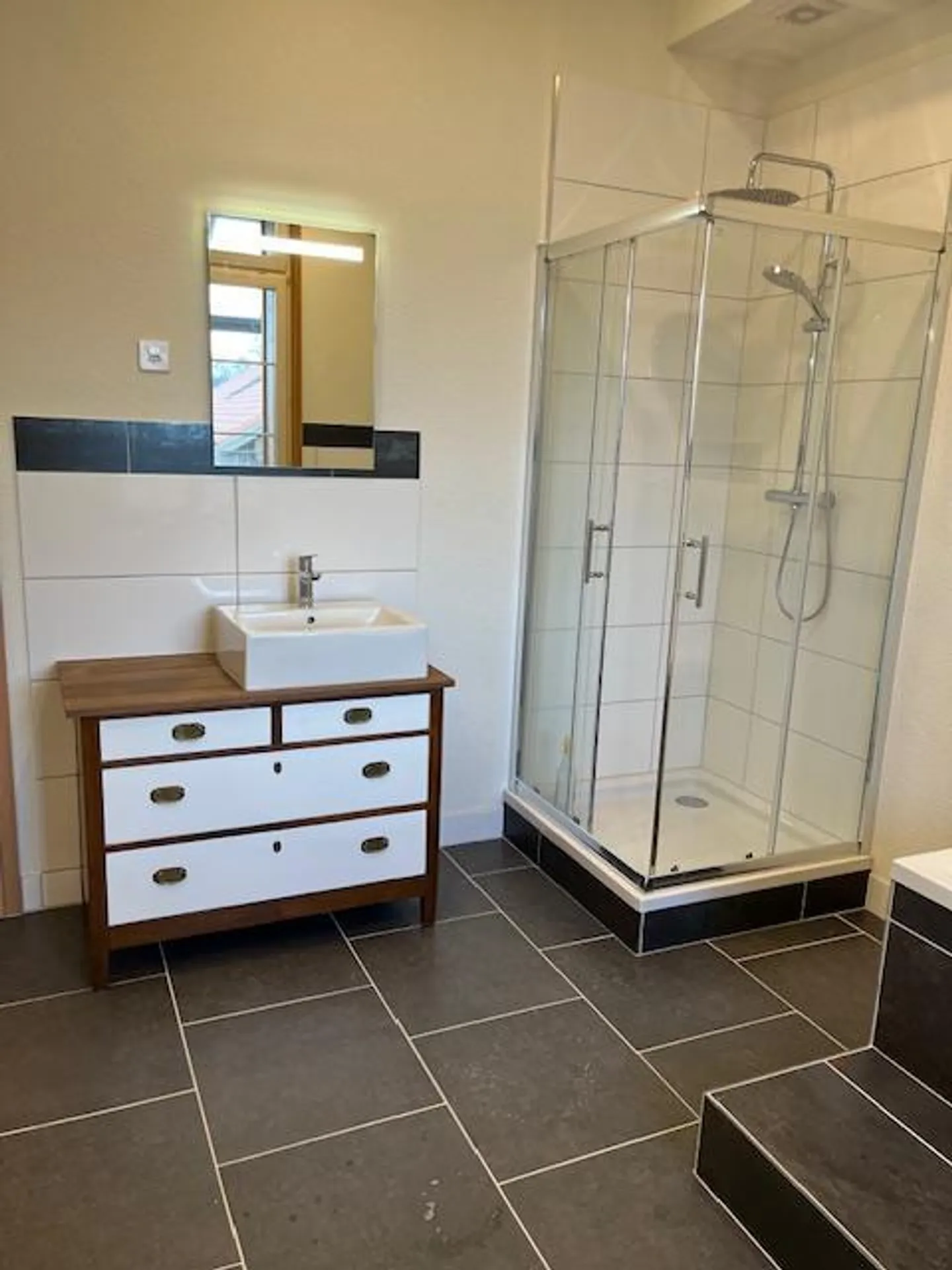 Appartement de confort 4.5 pièces avec vue sur le lac - Photo 8 sur 15