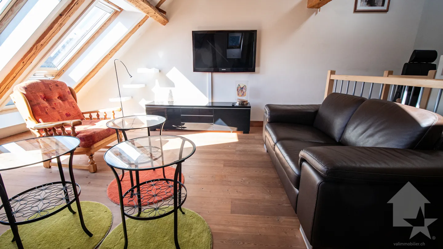 Stunning duplex penthouse in the center of the village - Photo 20 of 32
