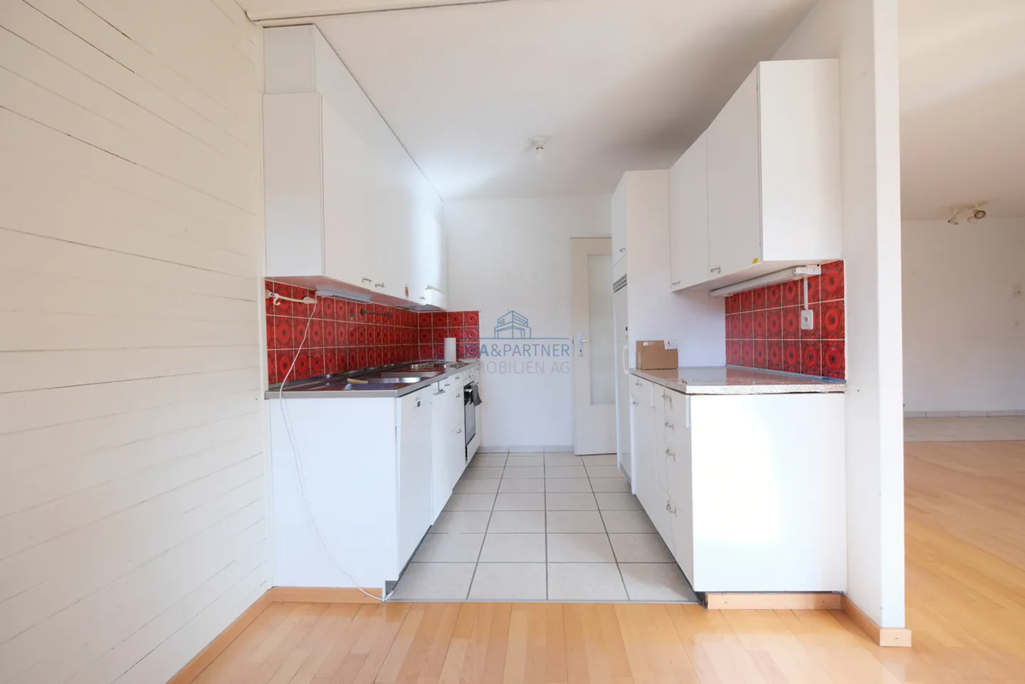 Charming 3½-room apartment with large balcony in Allschwil - Photo 5 of 9