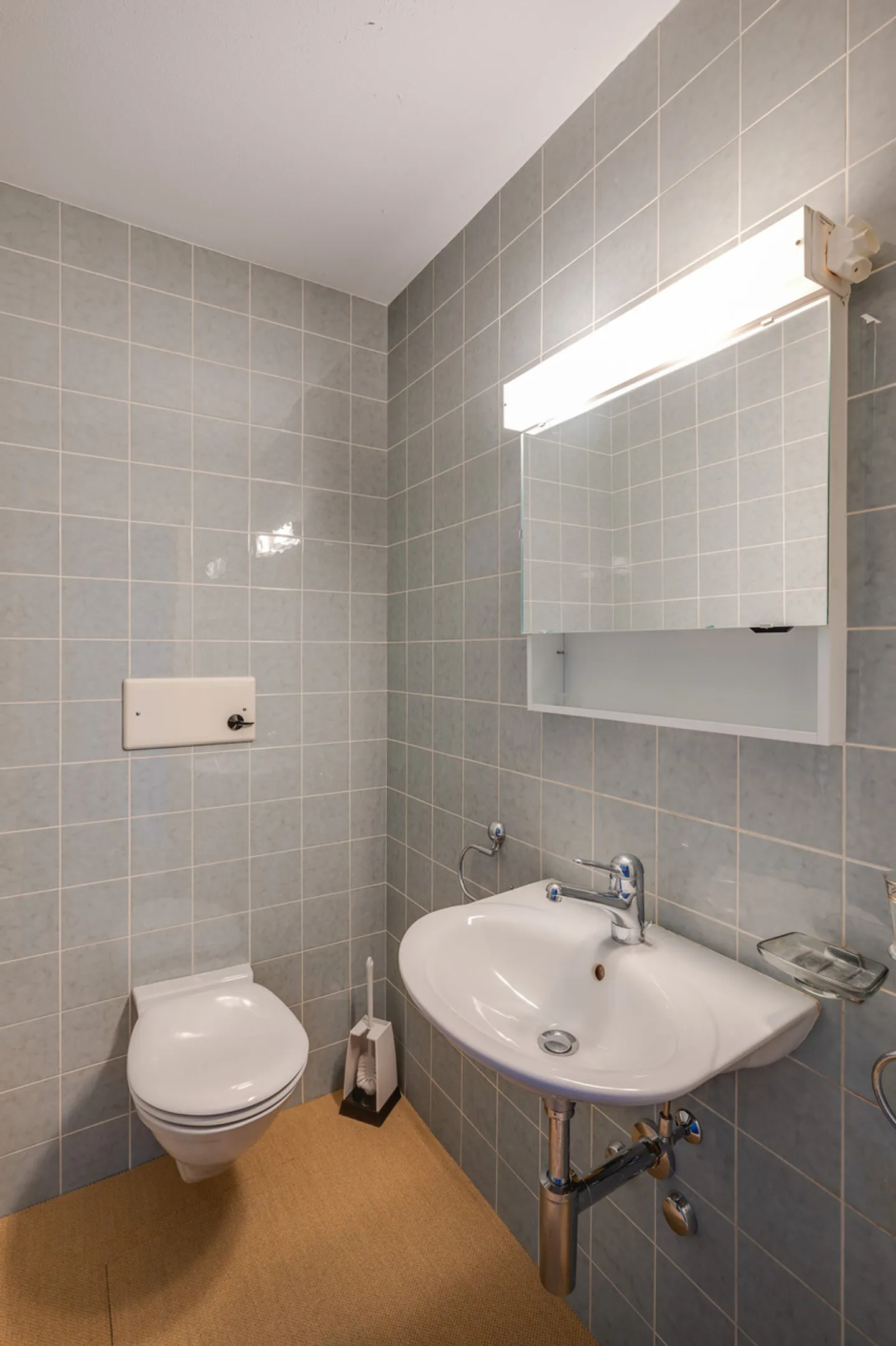 Penthouse de 9,5 pièces au-dessus de la ville de Bienne ! - Photo 11 sur 27