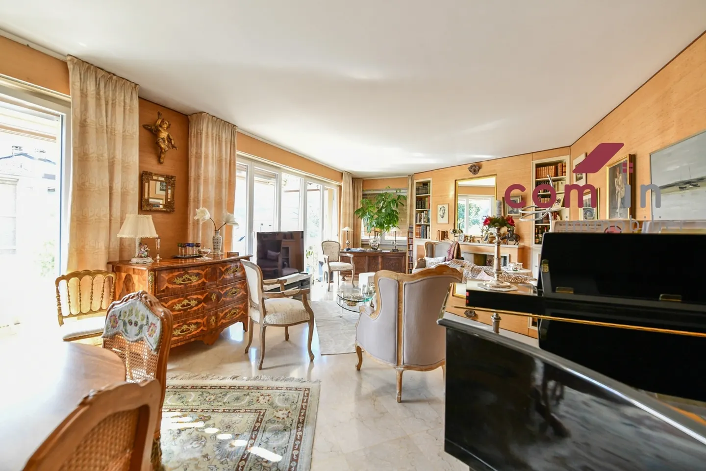 Appartement Élégant avec Vue Montagne - Photo 6 sur 11