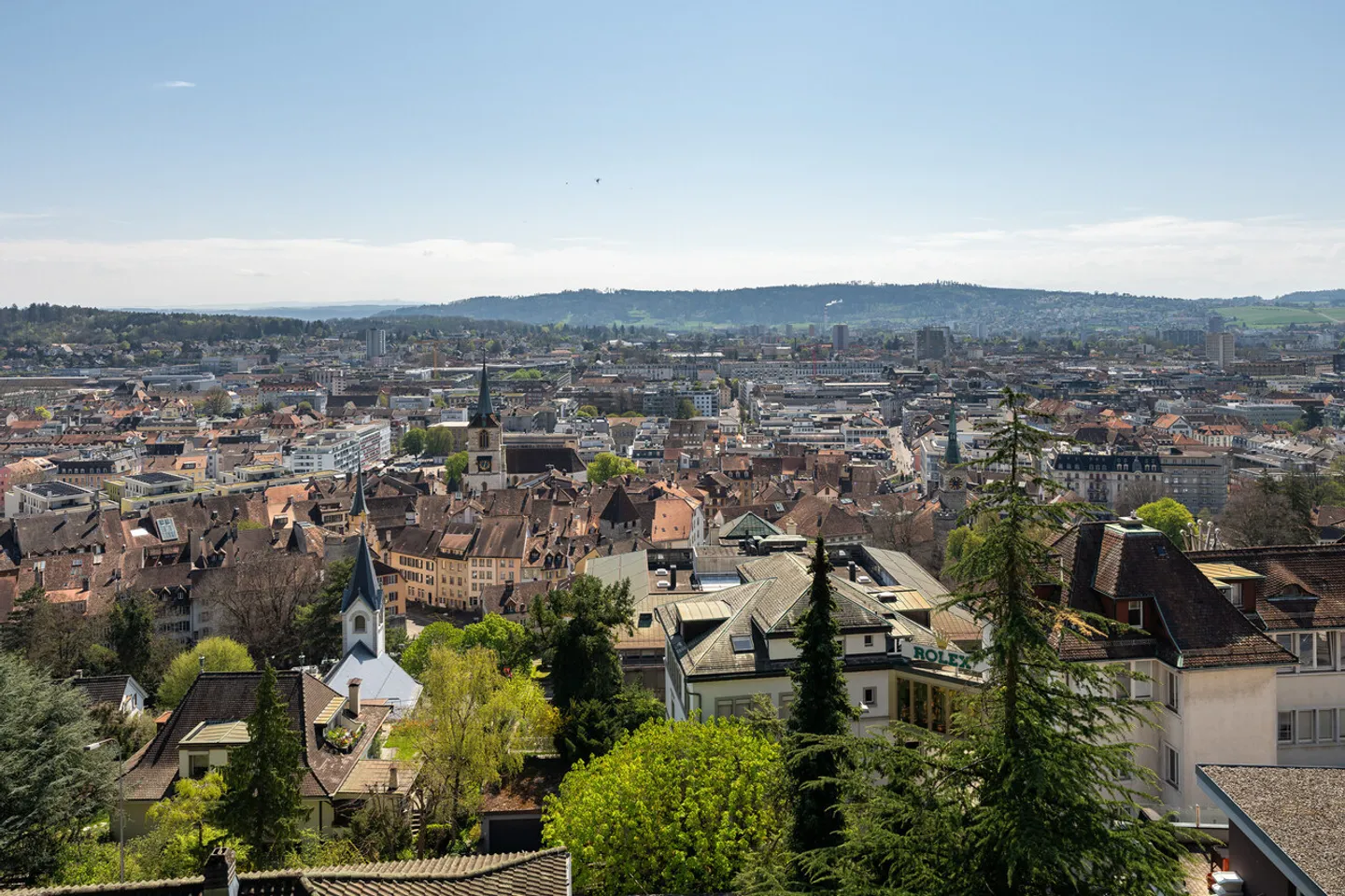 Penthouse de 9,5 pièces au-dessus de la ville de Bienne ! - Photo 25 sur 27