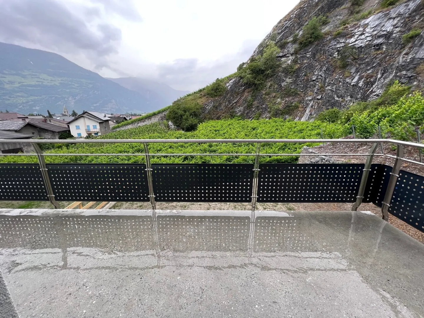 Appartement Duplex Charmant avec Balcon - Photo 10 sur 11