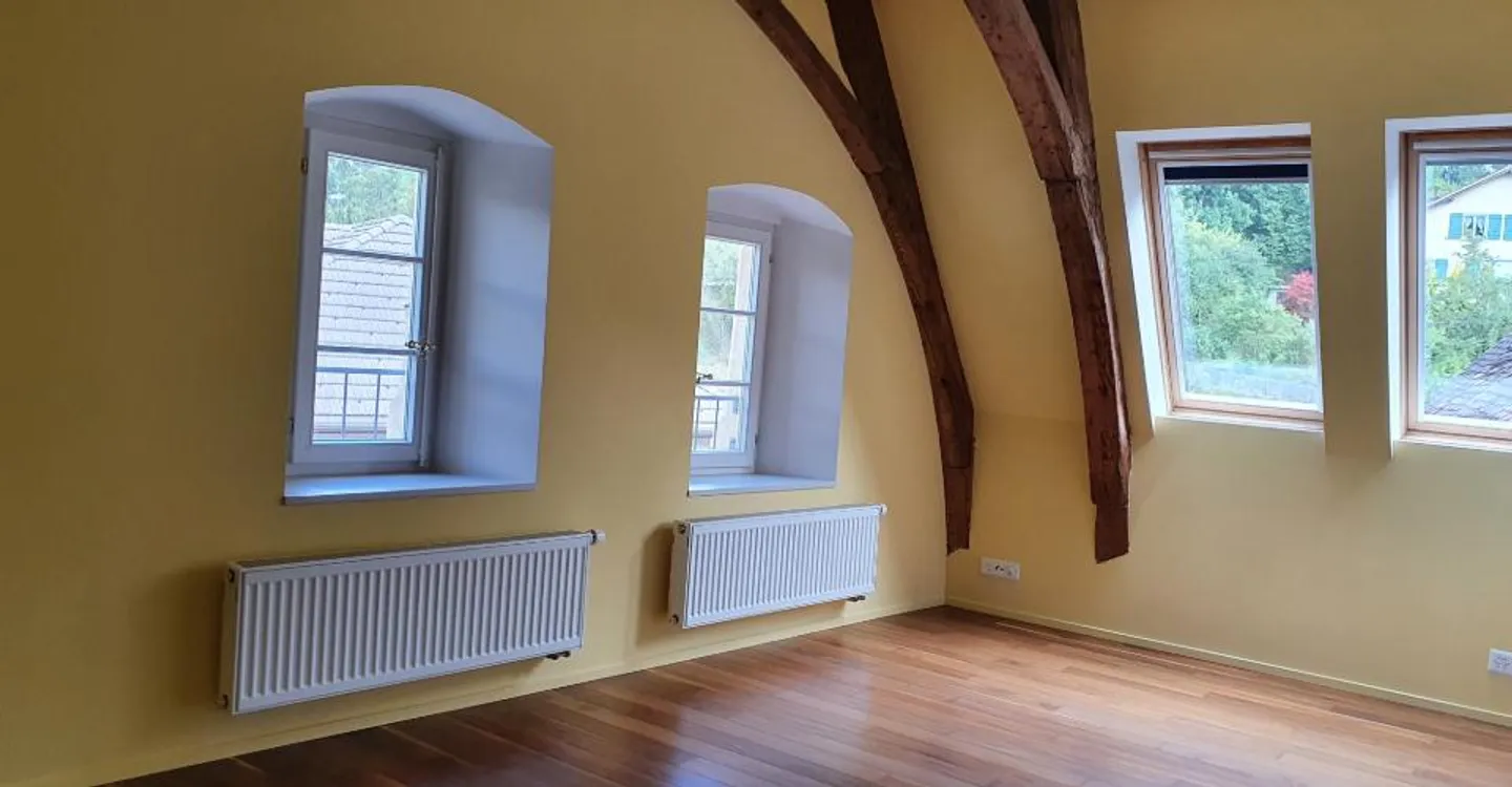 Piazza della Chiesa Collegiata 2, Valangin - Appartamento 2 locali al 3° piano - Foto 6 di 10