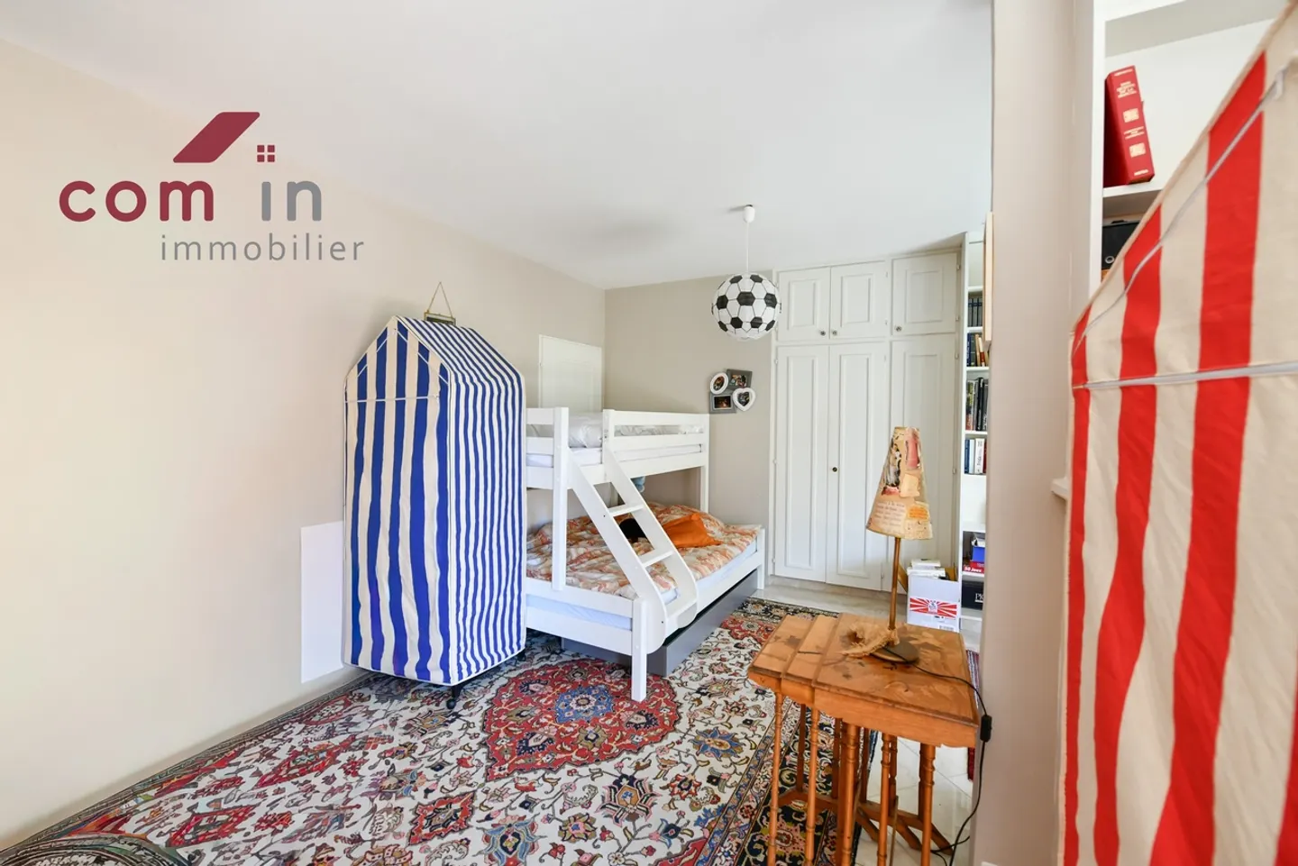Appartement Élégant avec Vue Montagne - Photo 10 sur 11