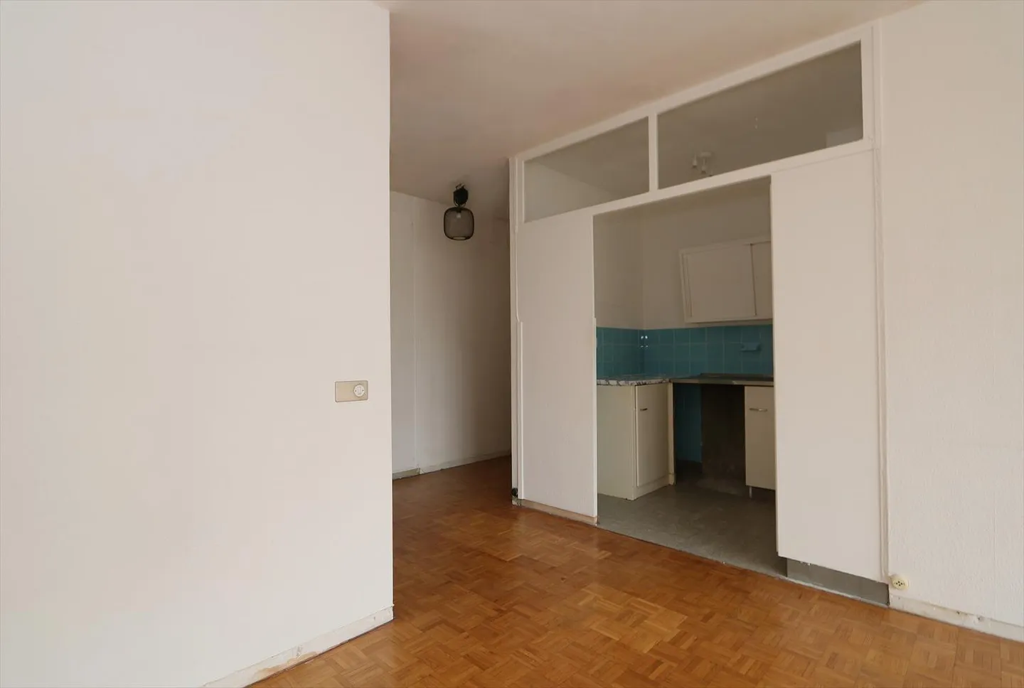 1.5 Room Apartment - Photo 4 of 7