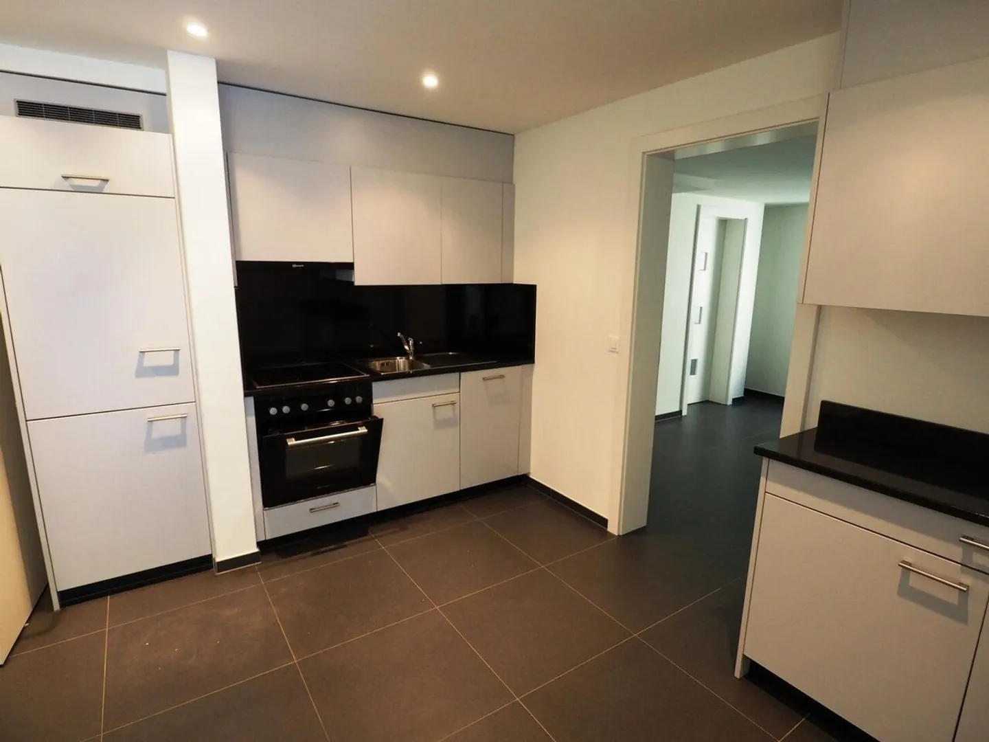 Appartement à louer - Photo 3 sur 8