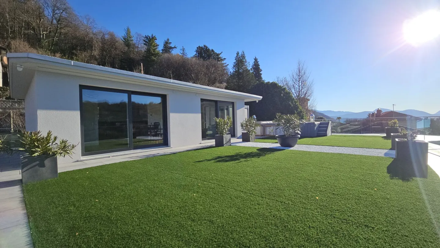 MODERNE VILLA MIT POOL UND PANORAMATERRASSE - Foto 5 von 20
