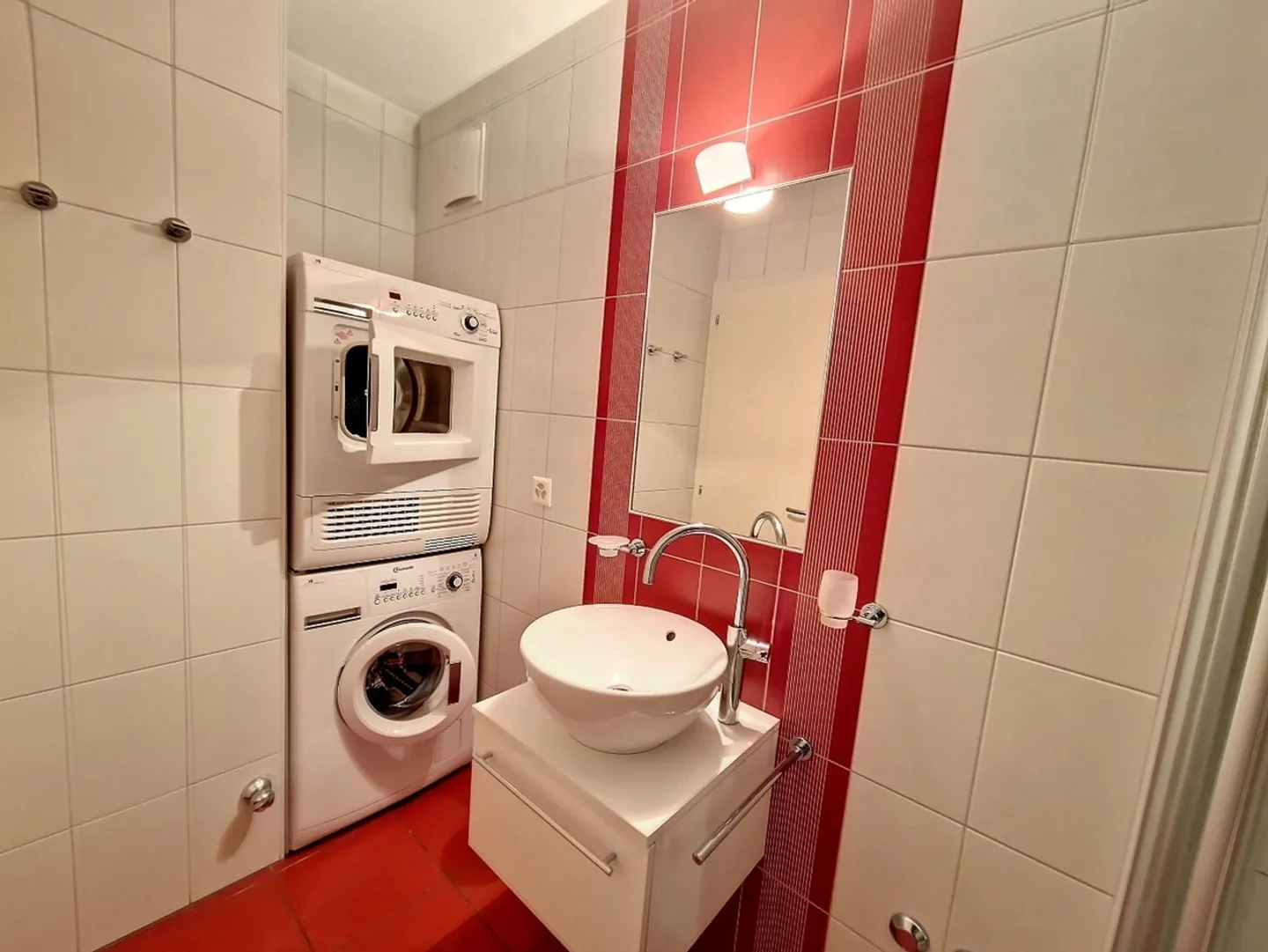 Magnifique appartement de 3,5 pièces avec balcon et vue imprenable à Sion - Photo 9 sur 15