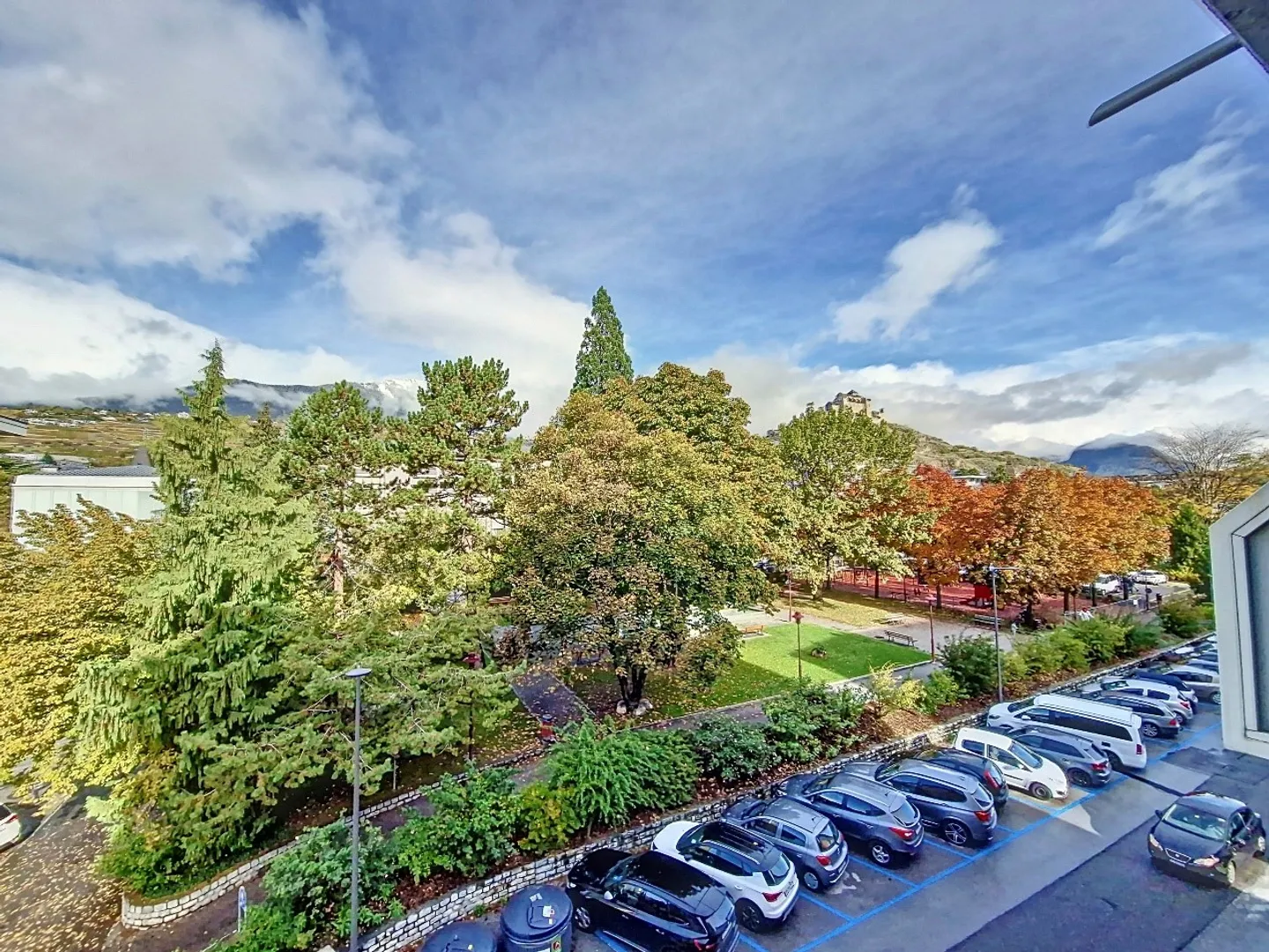 Magnifique appartement de 3,5 pièces avec balcon et vue imprenable à Sion - Photo 13 sur 15