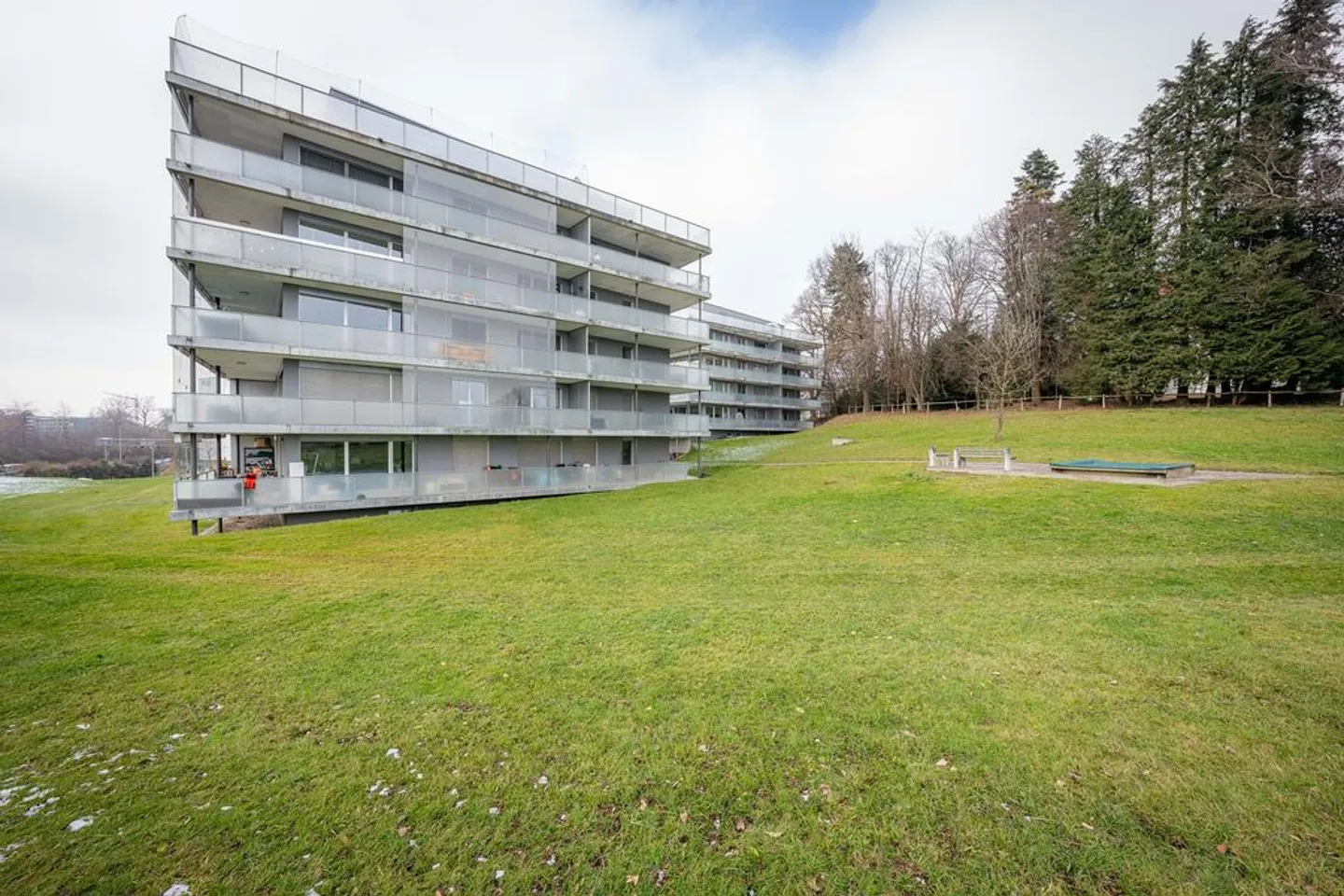 Vert, Calme, Spacieux - Votre Nouveau Foyer pour la Famille ! - Photo 2 sur 11