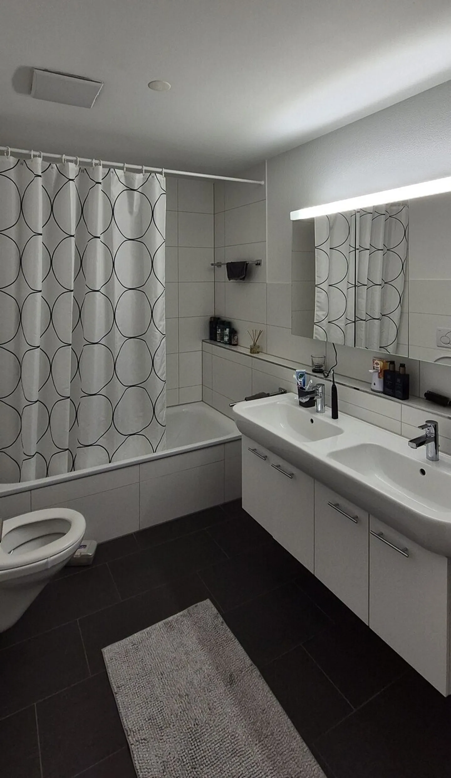 Appartamento in affitto - Foto 5 di 11